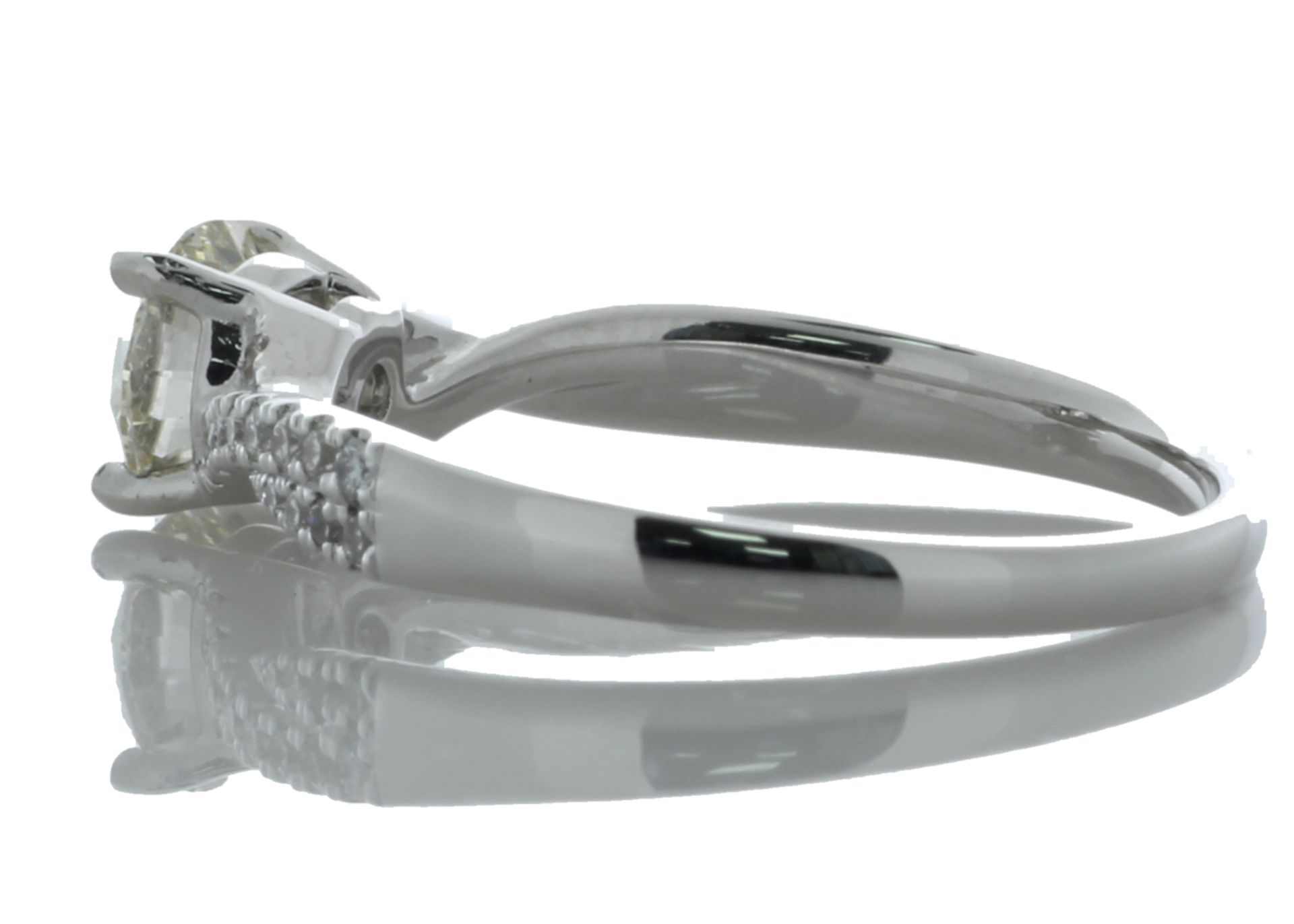 18ct White Gold Single Stone Claw Set With Stone Set Shoulders Diamond Ring (0.71) 0.87 Carats - - Image 3 of 6