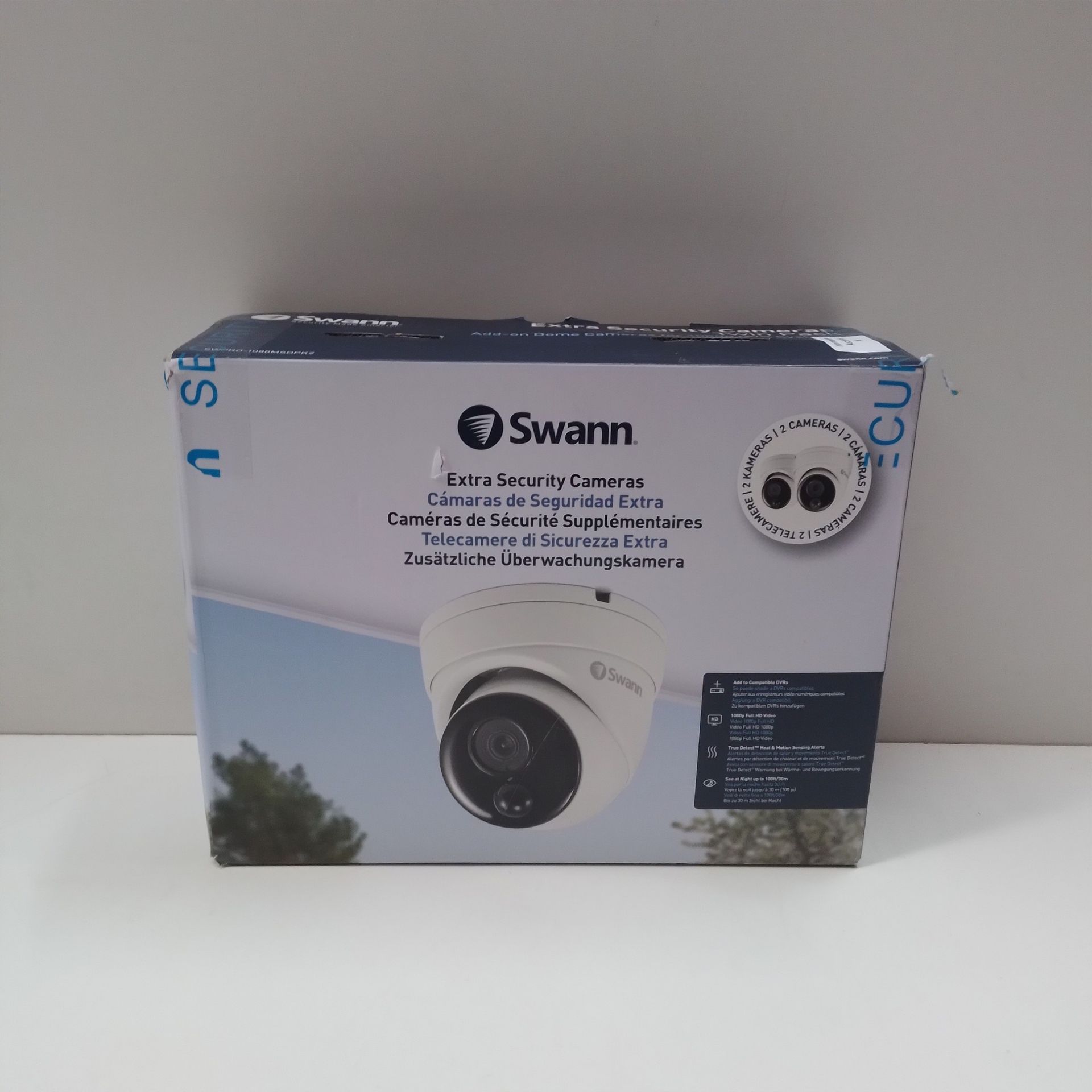 RRP £104.52 Swann Full HD 1080p Thermal Sensing CCTV Security Dome Cameras, 2 Pack - Image 2 of 2
