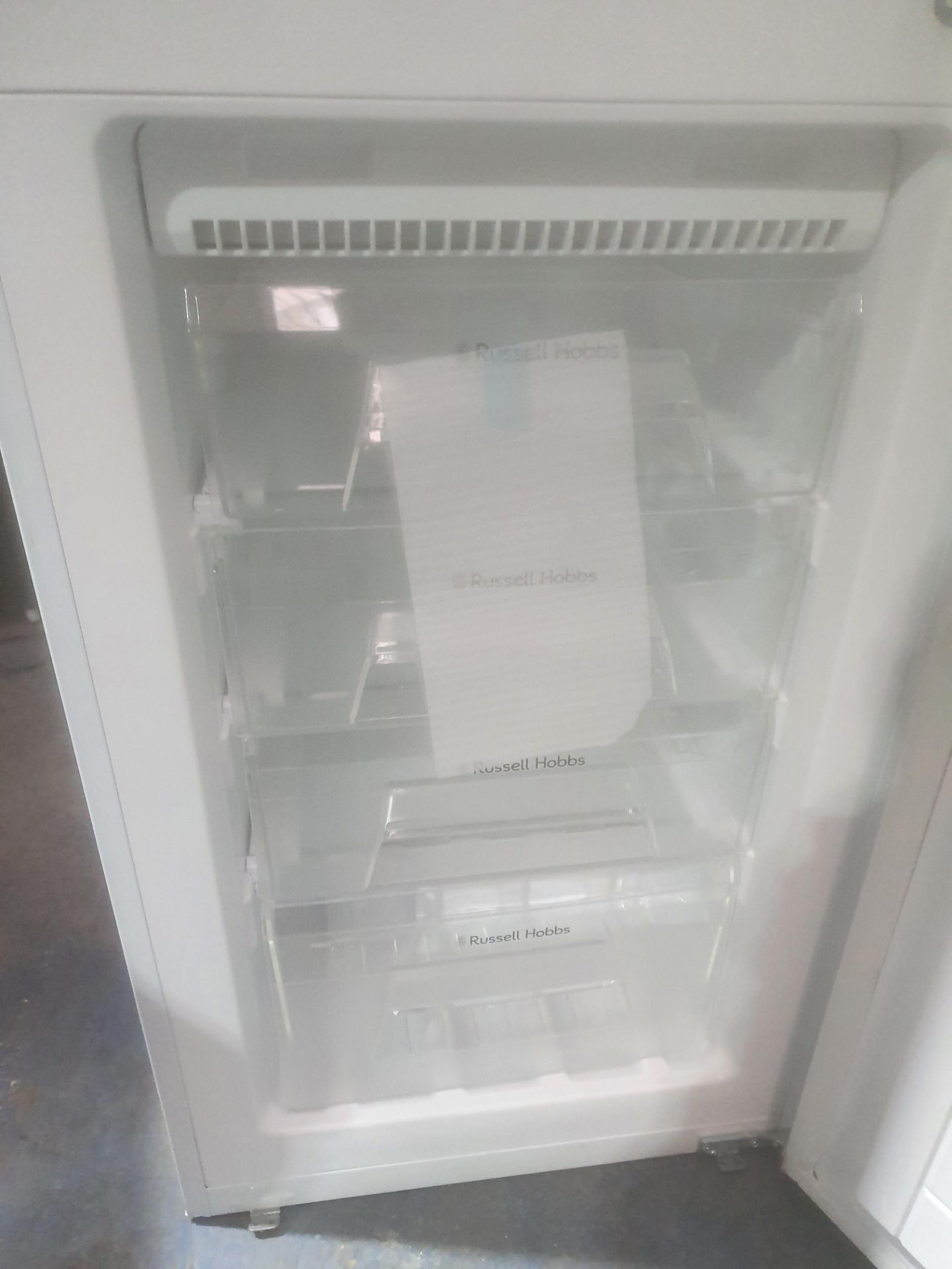 GRADED RUSSELL HOBBS 50/50 INEGRATED FRIDGE FREEZER RRP £349.99 (24) - Image 6 of 9