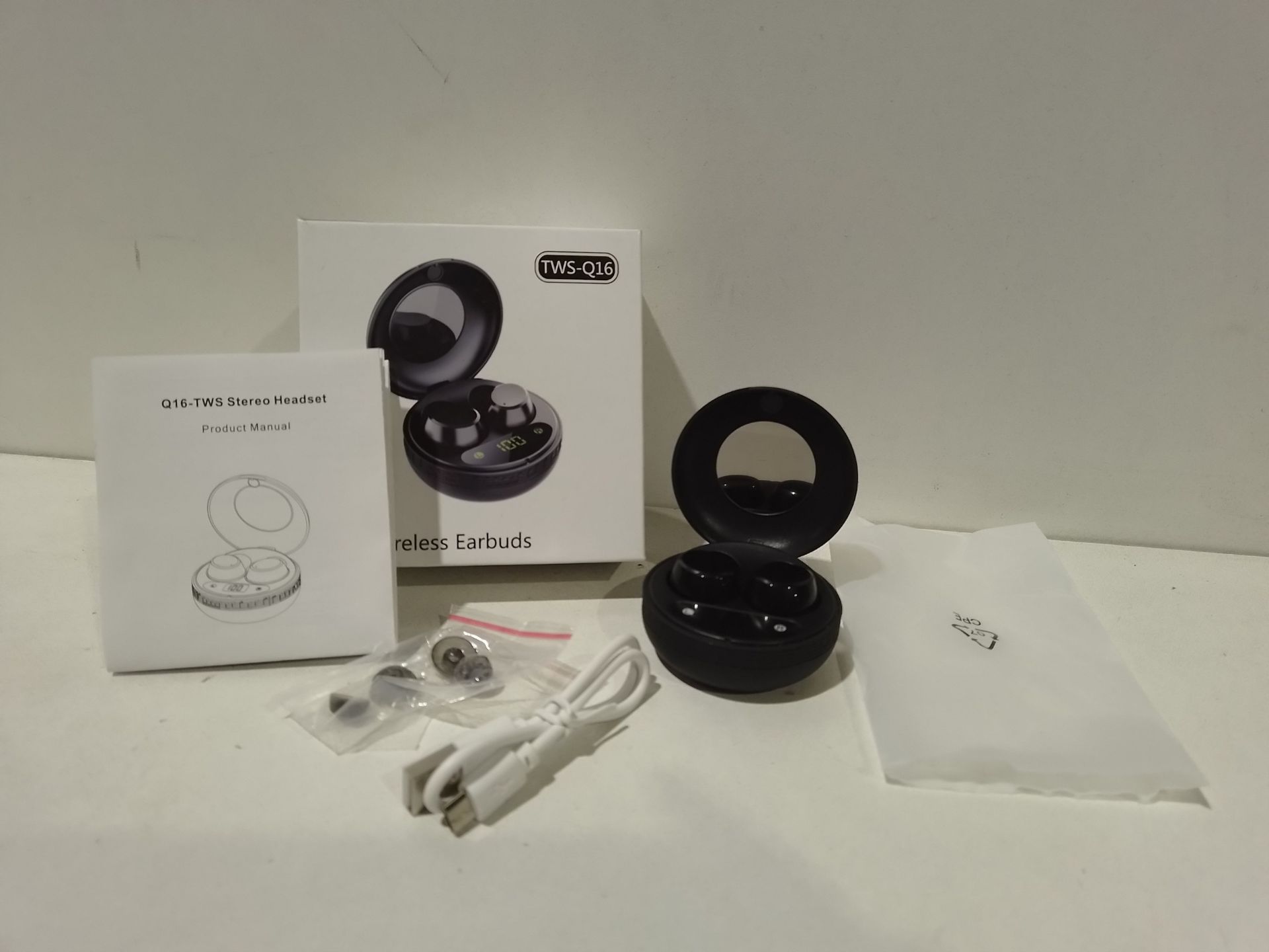 RRP £18.97 Wireless Headphones - Image 2 of 2