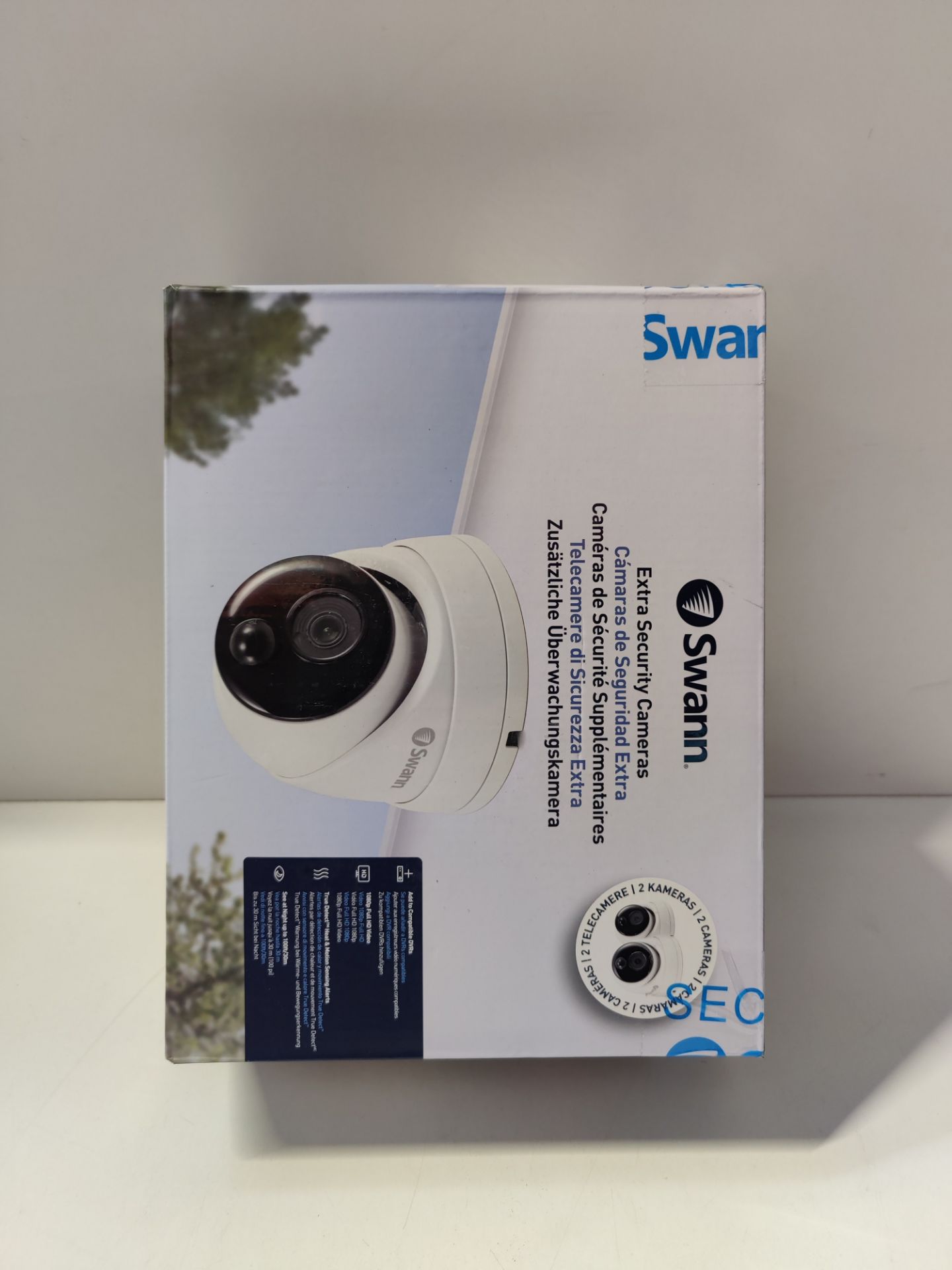 RRP Â£75.43 Swann Full HD 1080p Thermal Sensing CCTV Security Dome Cameras, 2 Pack