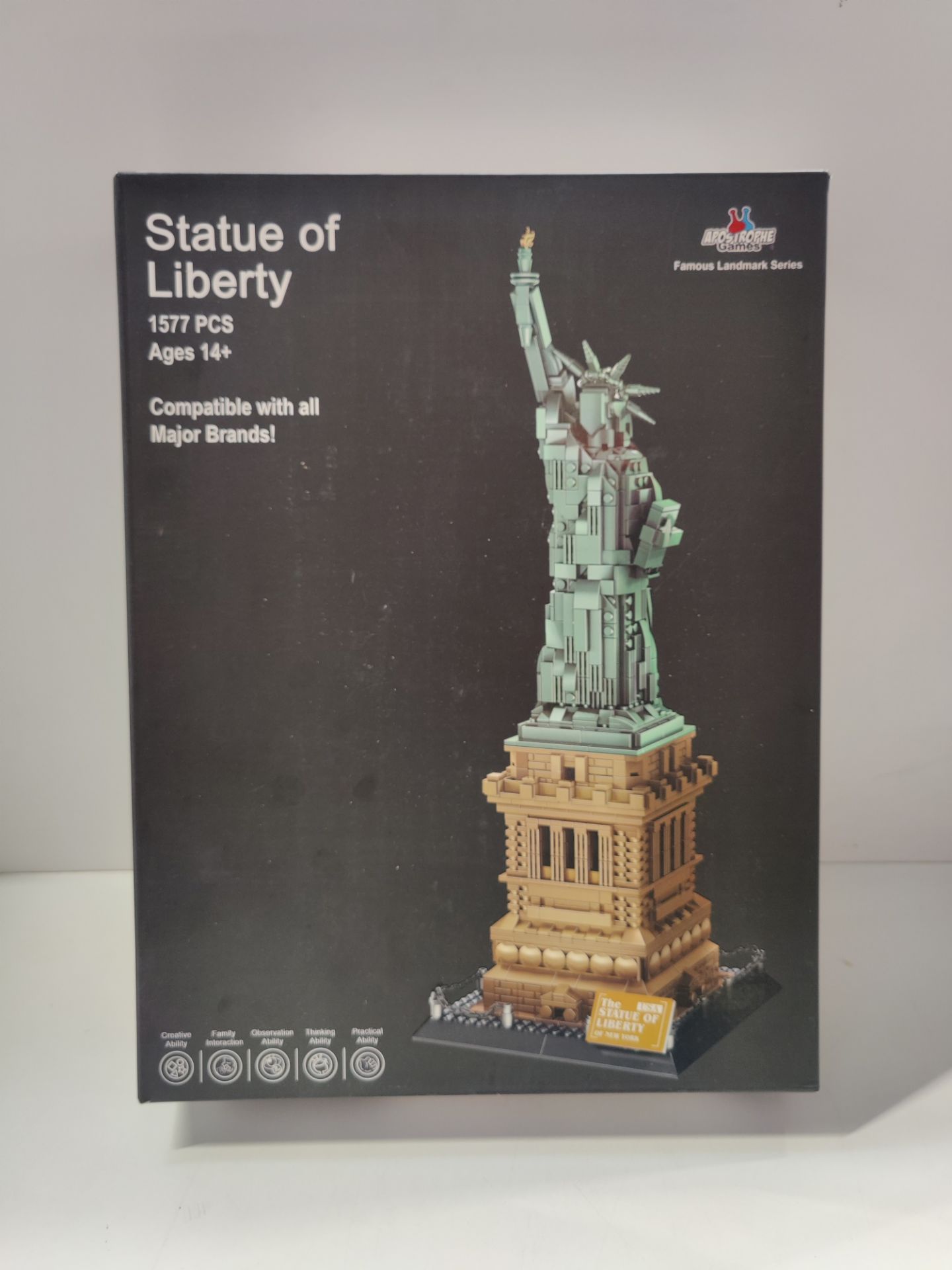 RRP £61.40 Statue of Liberty Building Block Set (1 - Image 2 of 2