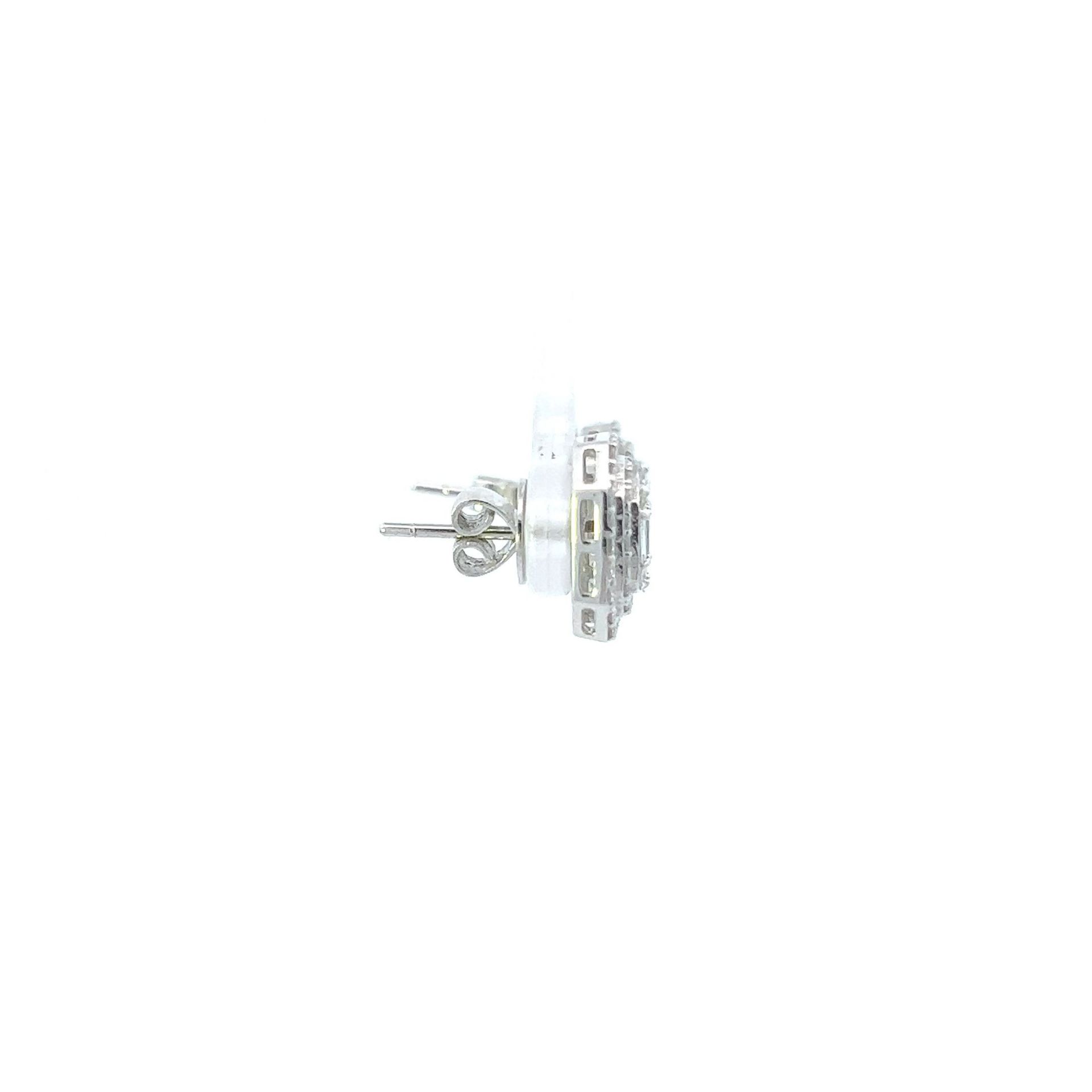 RRP-£2900.00 18K WHITE GOLD DIAMOND EARRINGS,SET WITH MIXED CUTS OF STONES, TOTAL DIAMAOND WEIGHT- 1 - Image 2 of 3