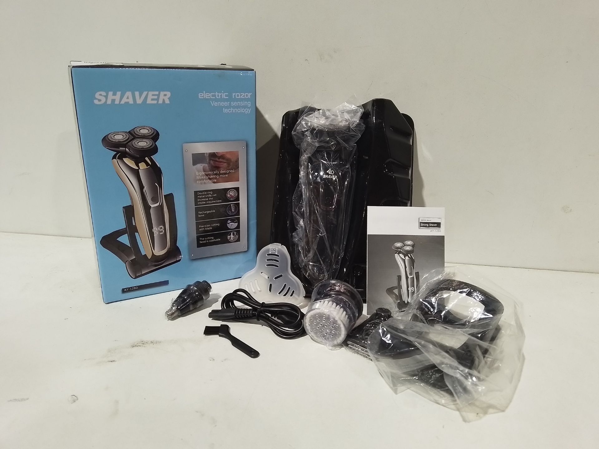 RRP £33.45 Electric Shavers Men - Image 2 of 2