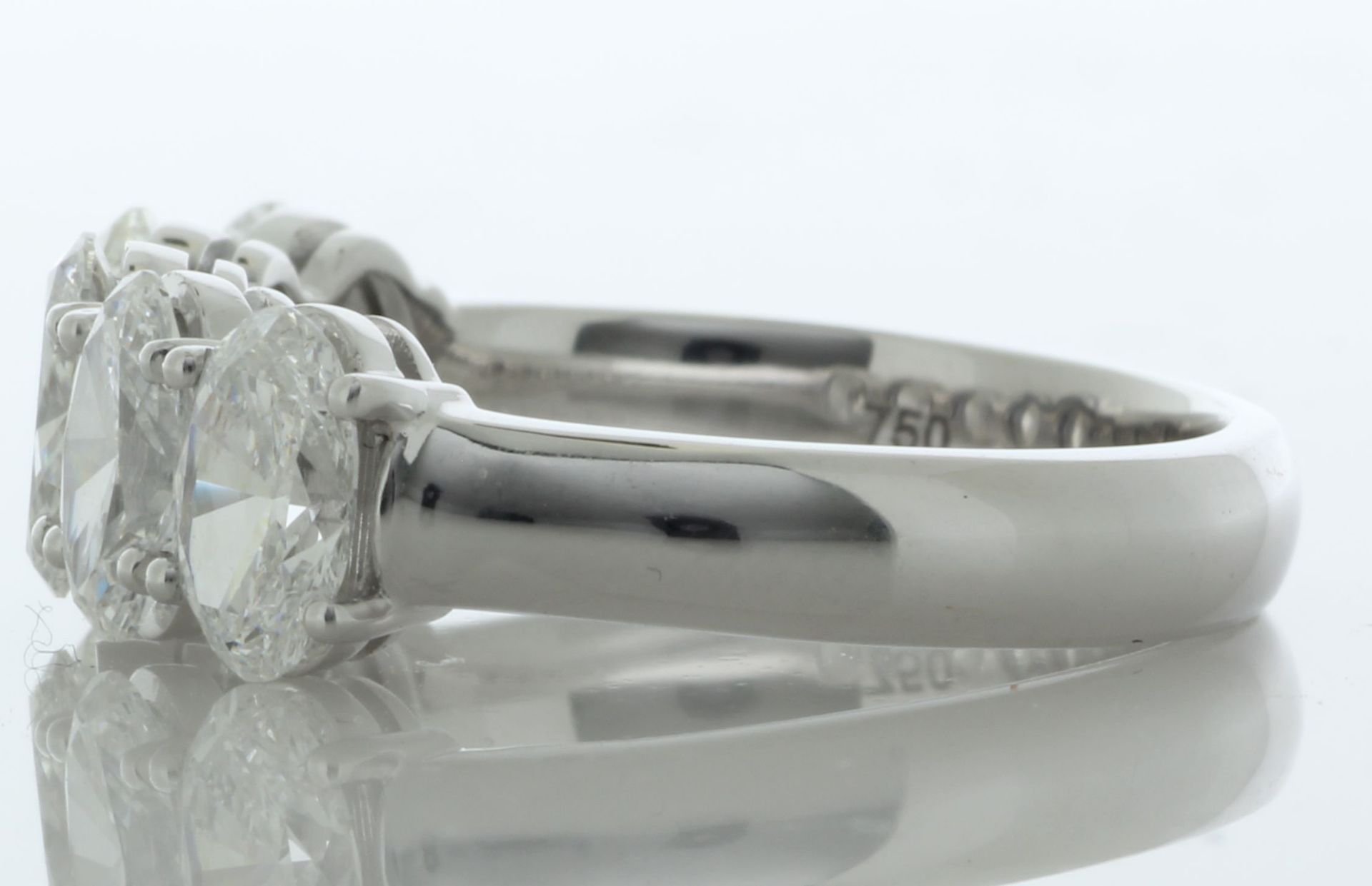 18ct White Gold Illusion Set Semi Eternity Diamond Ring 0.30 Carats - Valued By AGI £9,560.00 - This - Image 3 of 5