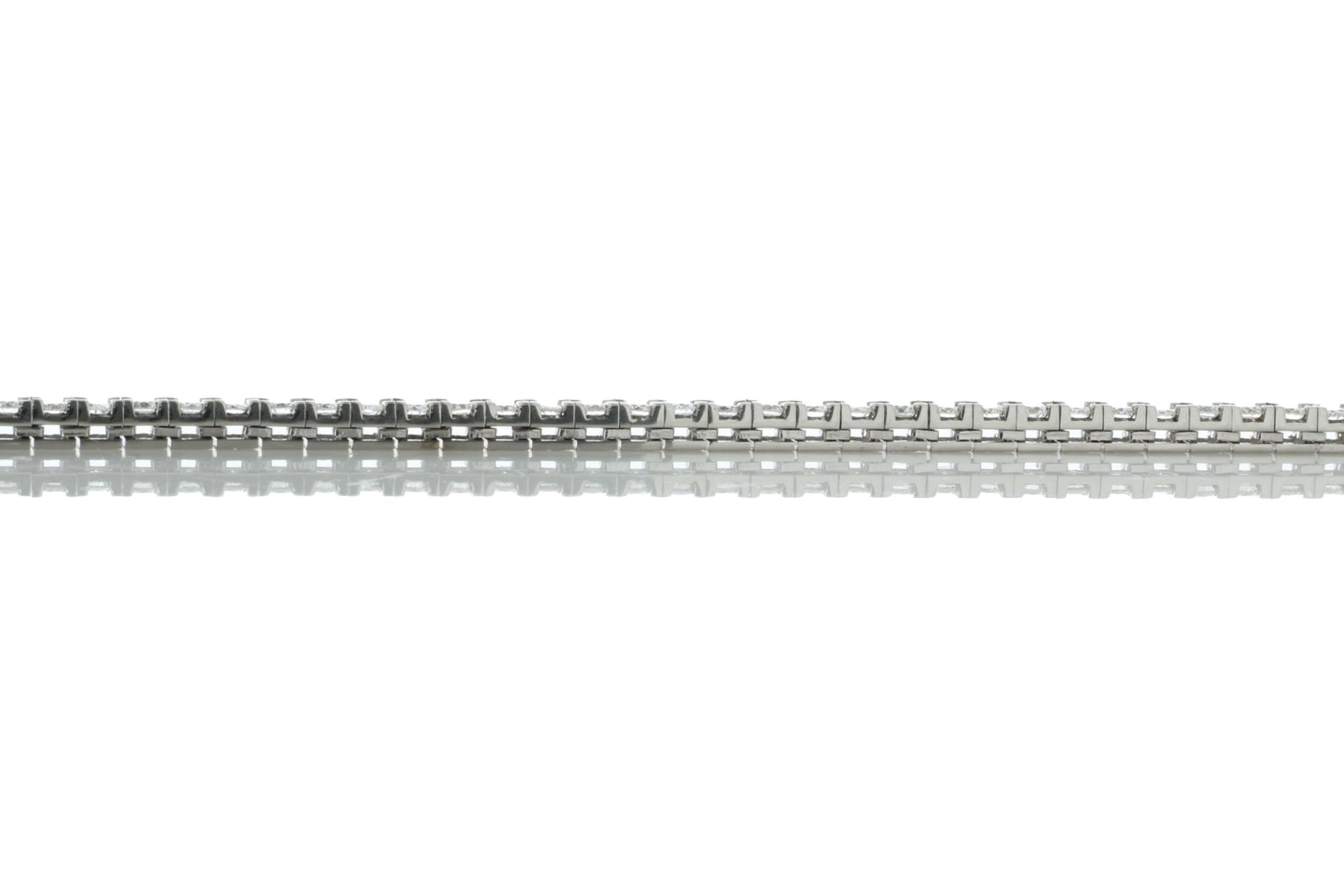 18ct White Gold Tennis Diamond Bracelet 8.65 Carats - Valued By IDI £46,110.00 - Forty six round - Image 4 of 5