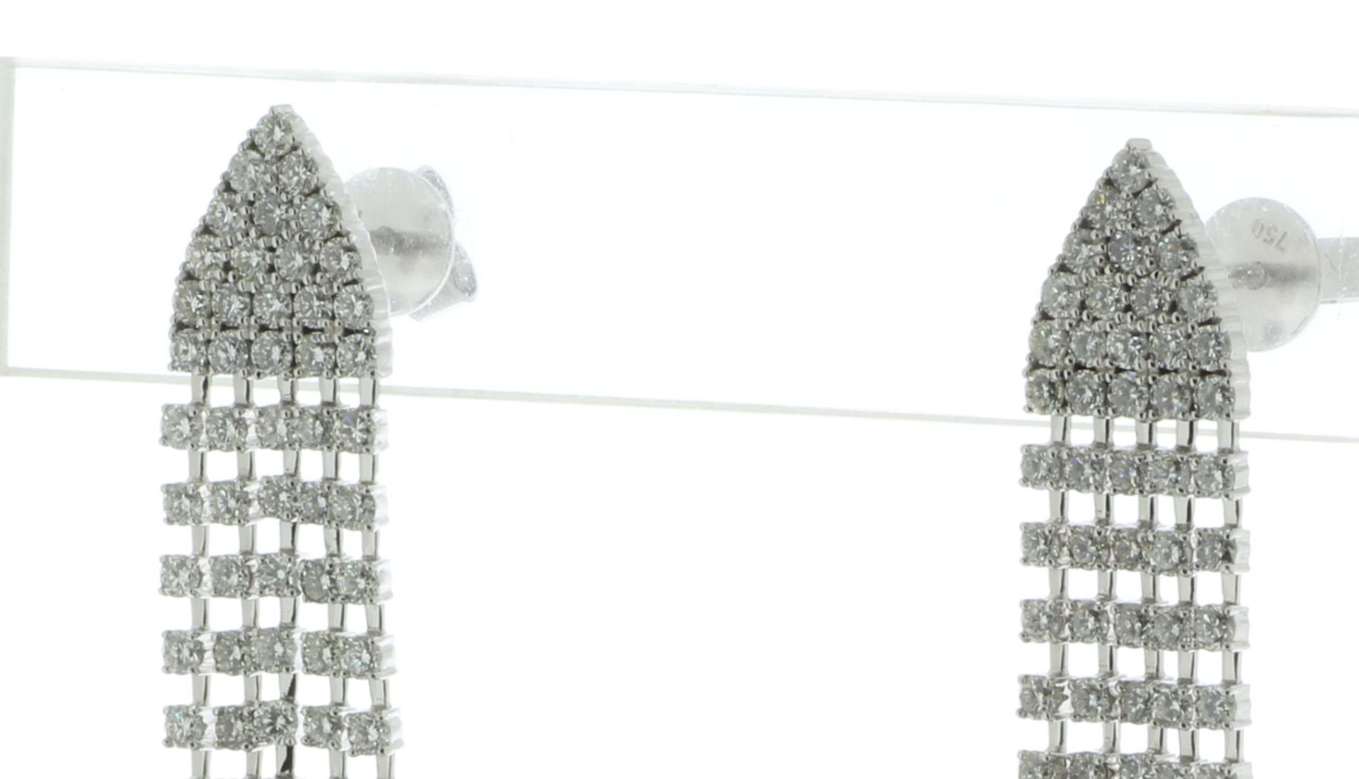 18ct White Gold Oval Cluster Claw Set Diamond Earring 0.98 Carats - Valued By GIE £10,640.00 - Two - Image 3 of 5