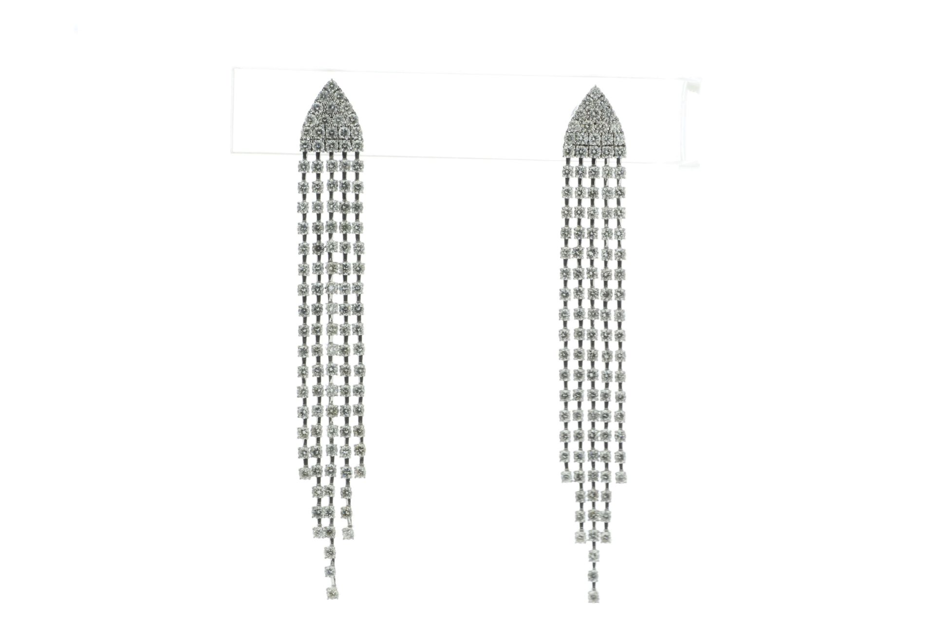 18ct White Gold Oval Cluster Claw Set Diamond Earring 0.98 Carats - Valued By GIE £10,640.00 - Two - Image 2 of 5