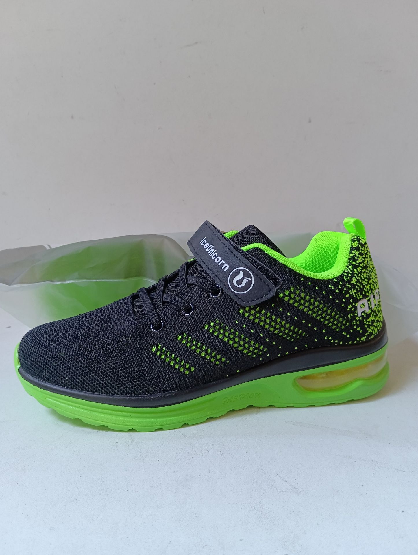 RRP £29.02 BRAND NEW STOCK Trainers Kids Sport Running Shoes Childrend Athletic - Image 2 of 2