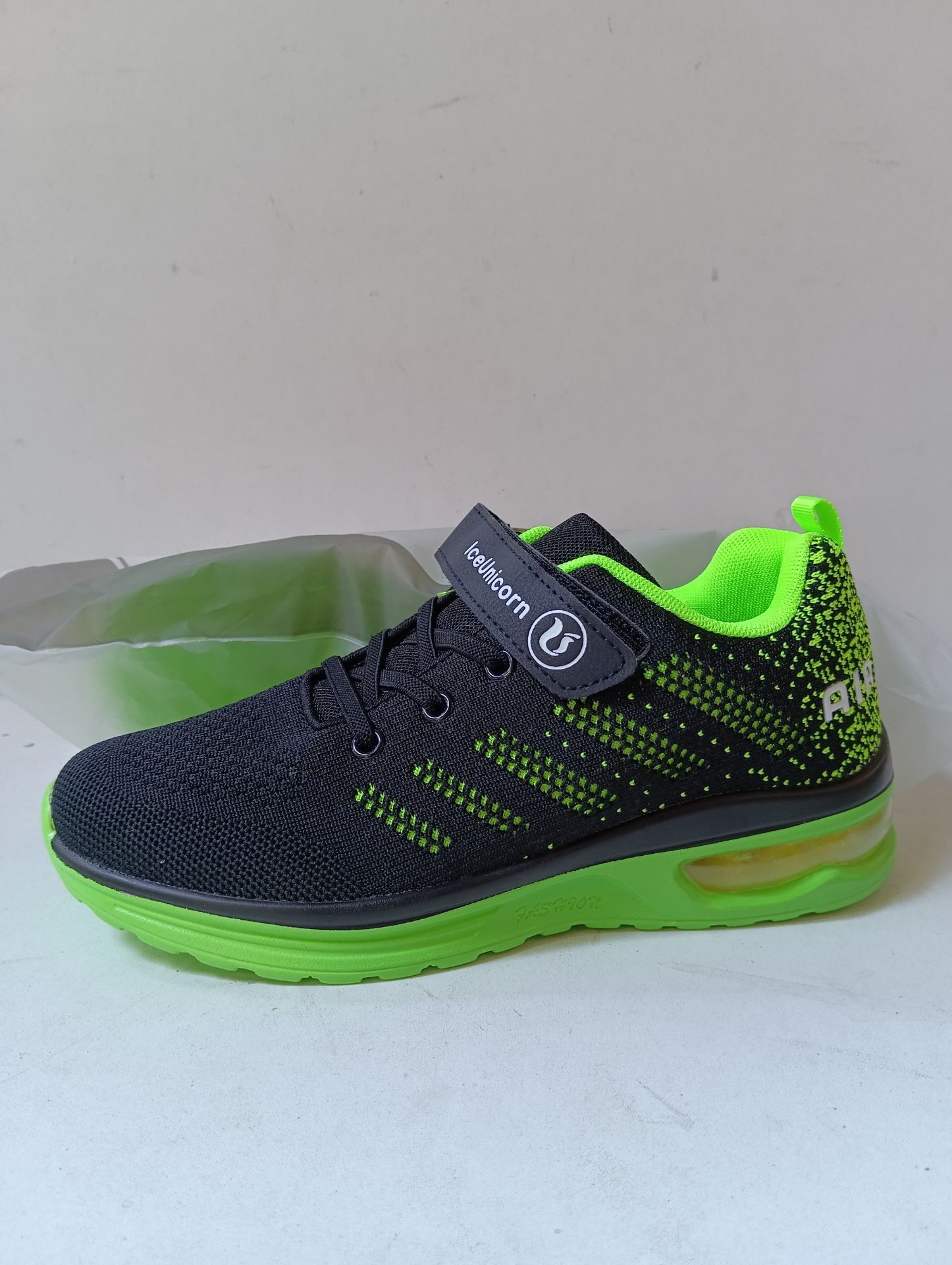RRP £29.02 BRAND NEW STOCK Trainers Kids Sport Running Shoes Childrend Athletic - Image 2 of 2