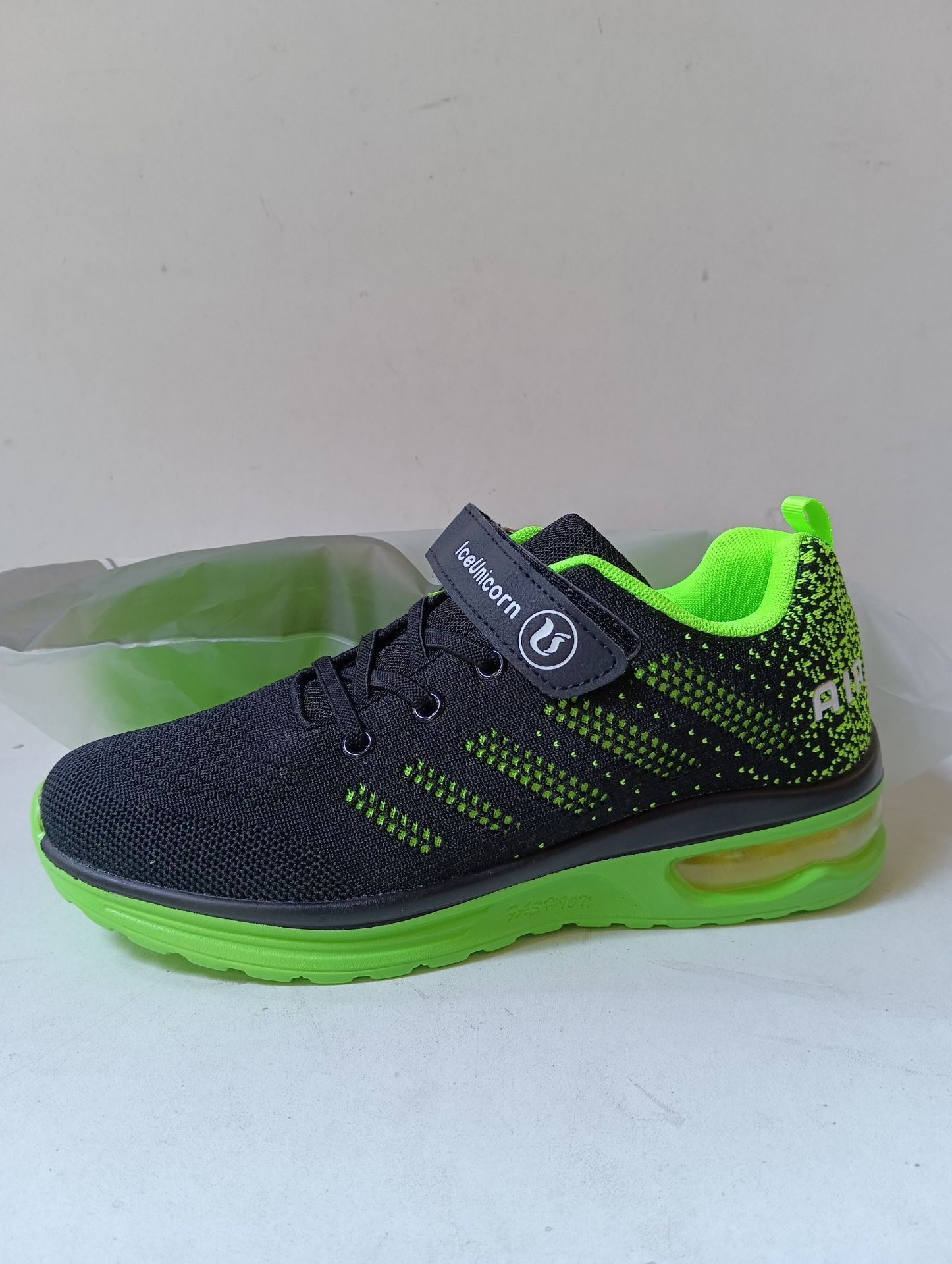 RRP £29.02 BRAND NEW STOCK Trainers Kids Sport Running Shoes Childrend Athletic - Image 2 of 2