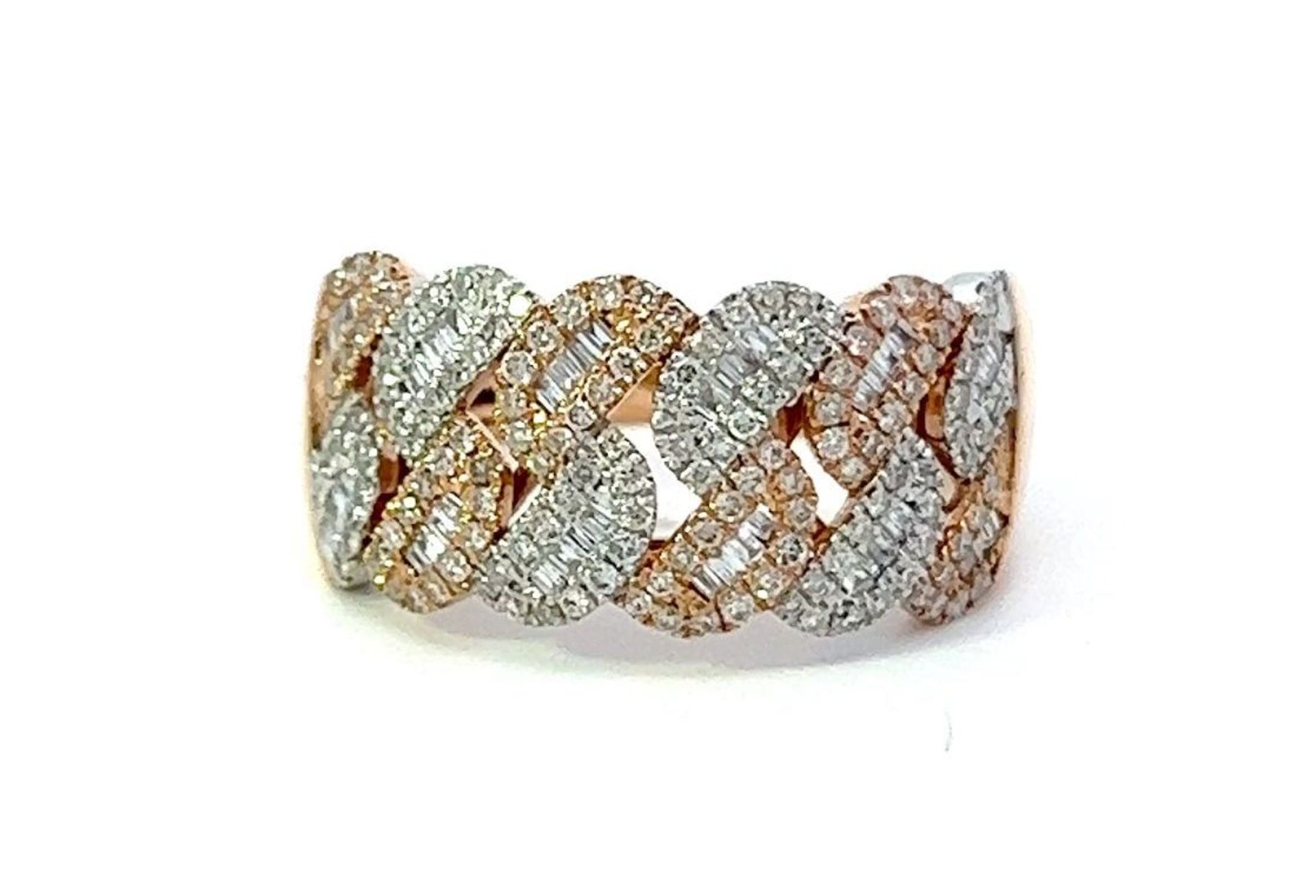RRP-£3600.00 9K ROSE AND WHITE GOLD RING, SET WITH ONE HUNDRED AND EIGHTEEN ROUND AND BAGUETTE CUT D