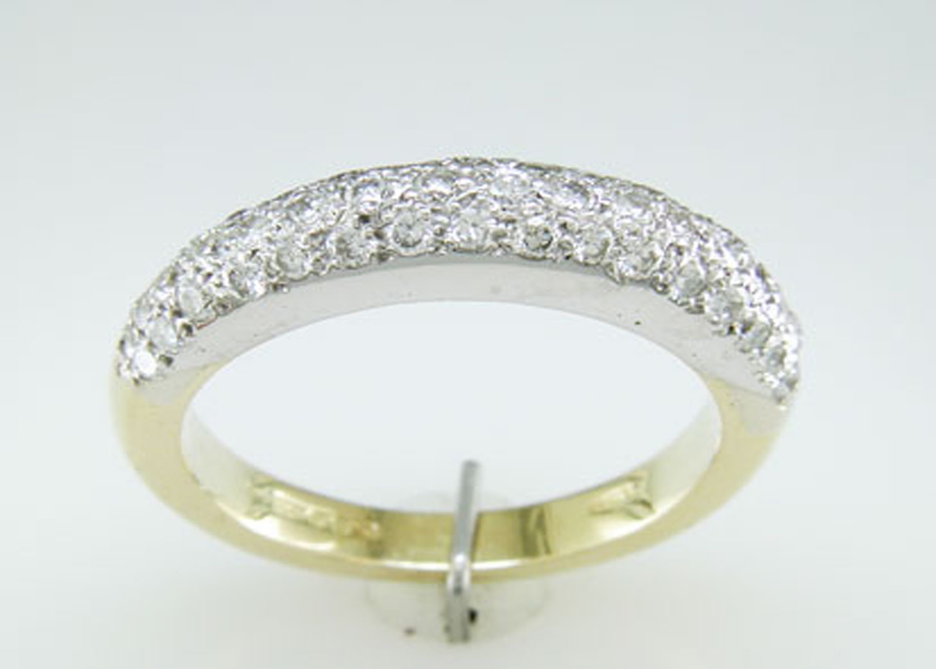 18ct Wedding Band Diamond Ring 1.58 Carats - Valued By AGI £13,160.00 - Eighty three round brilliant - Image 3 of 5