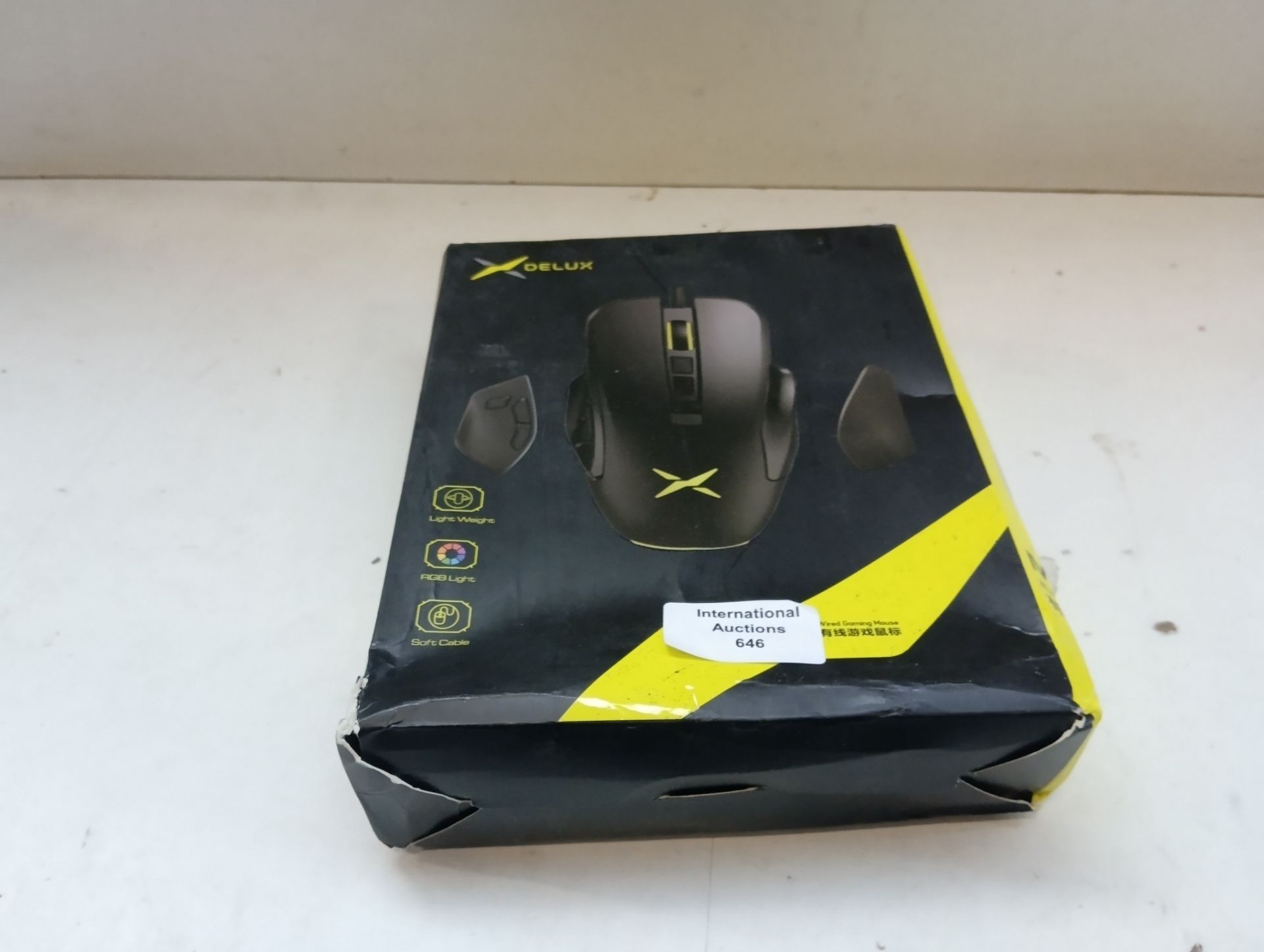 RRP £32.48 DeLUX Wired MMO Gaming Mouse with 4 Interchangeable Side Plates - Image 2 of 2