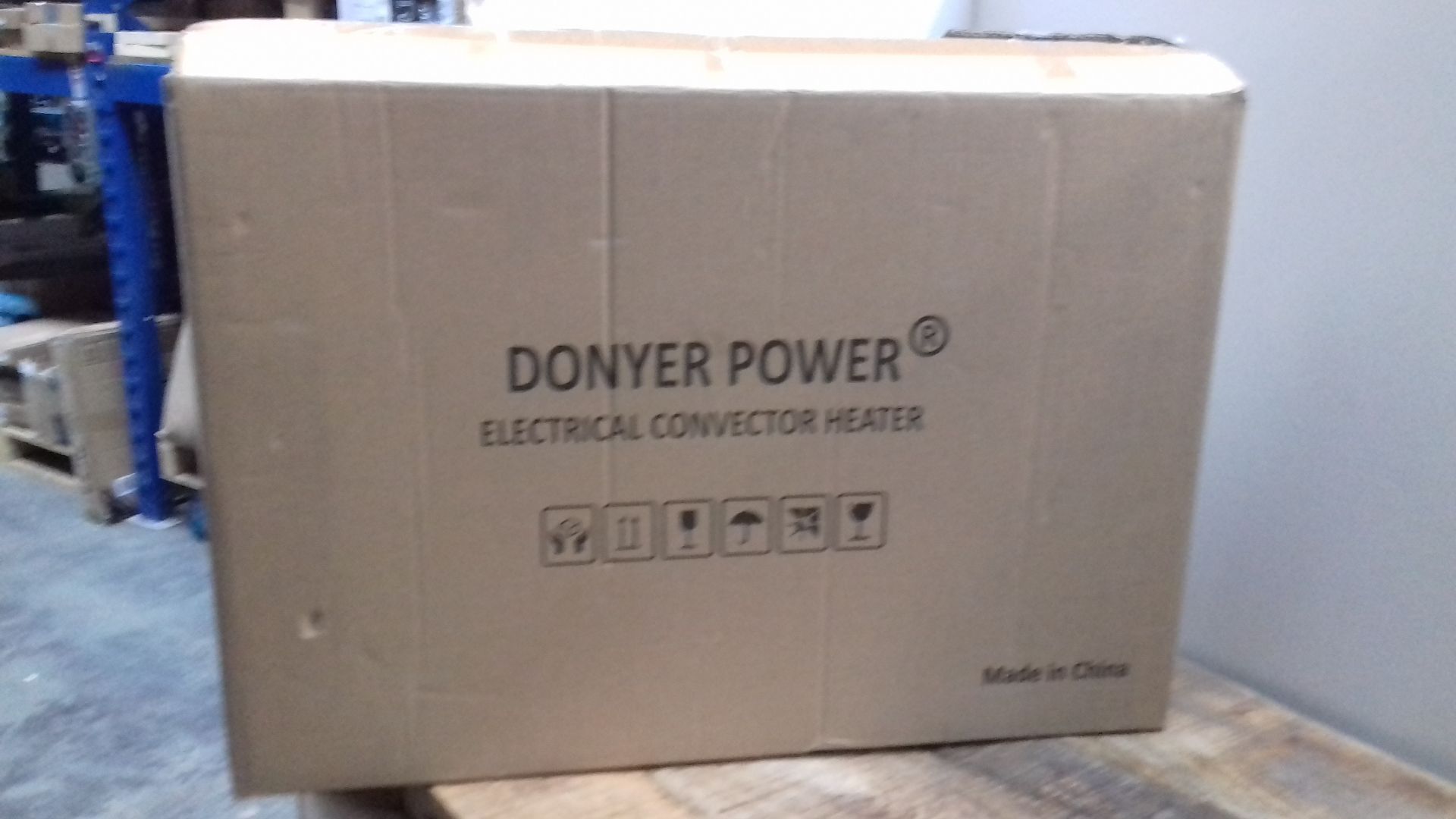 RRP £32.37 DONYER POWER Convector Heater with Adjustable Thermostat 3 Heat Settings - Image 2 of 2