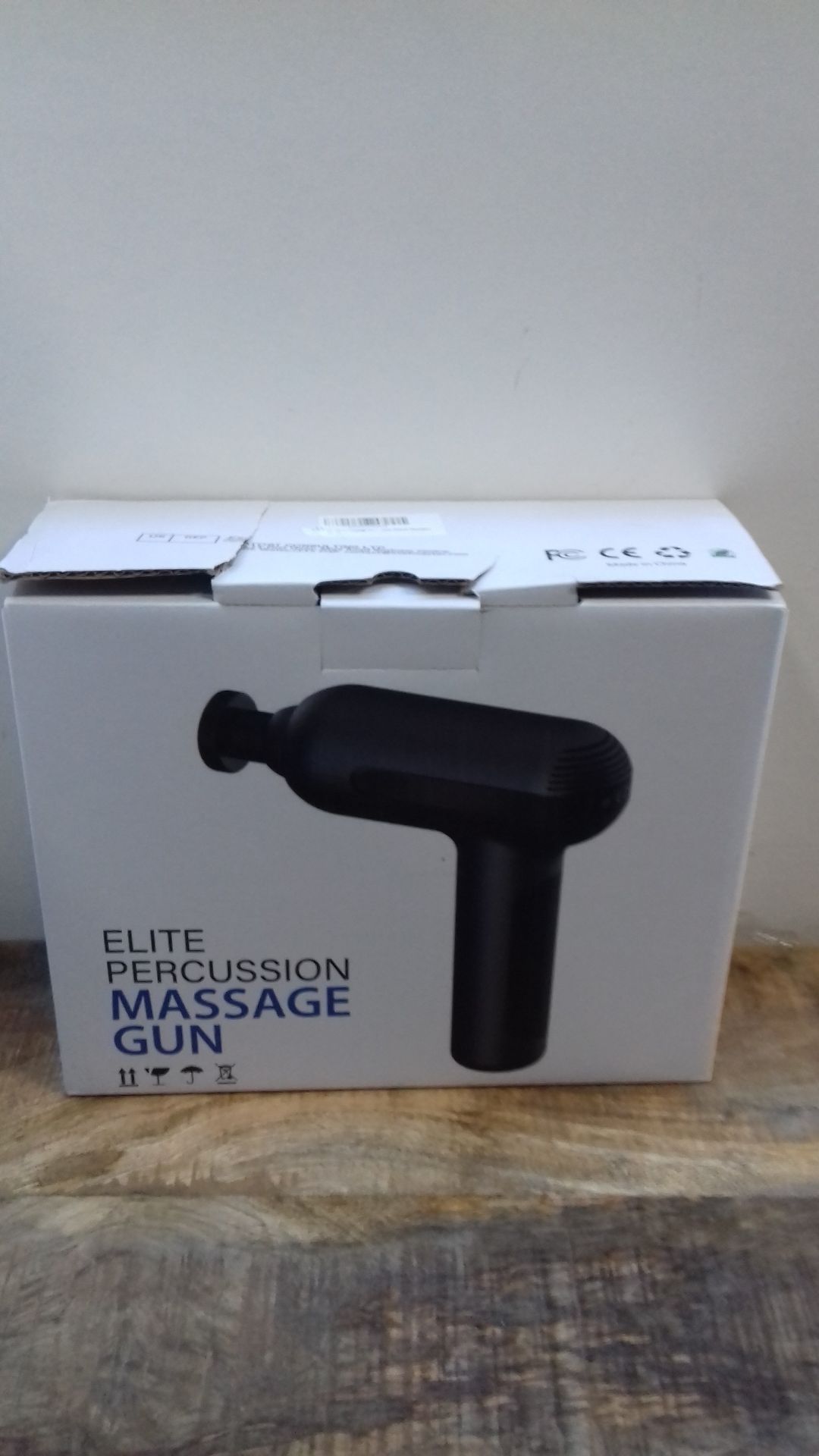 RRP £33.49 Handheld Massage Gun with 6 Massage Heads and Portable - Image 2 of 2