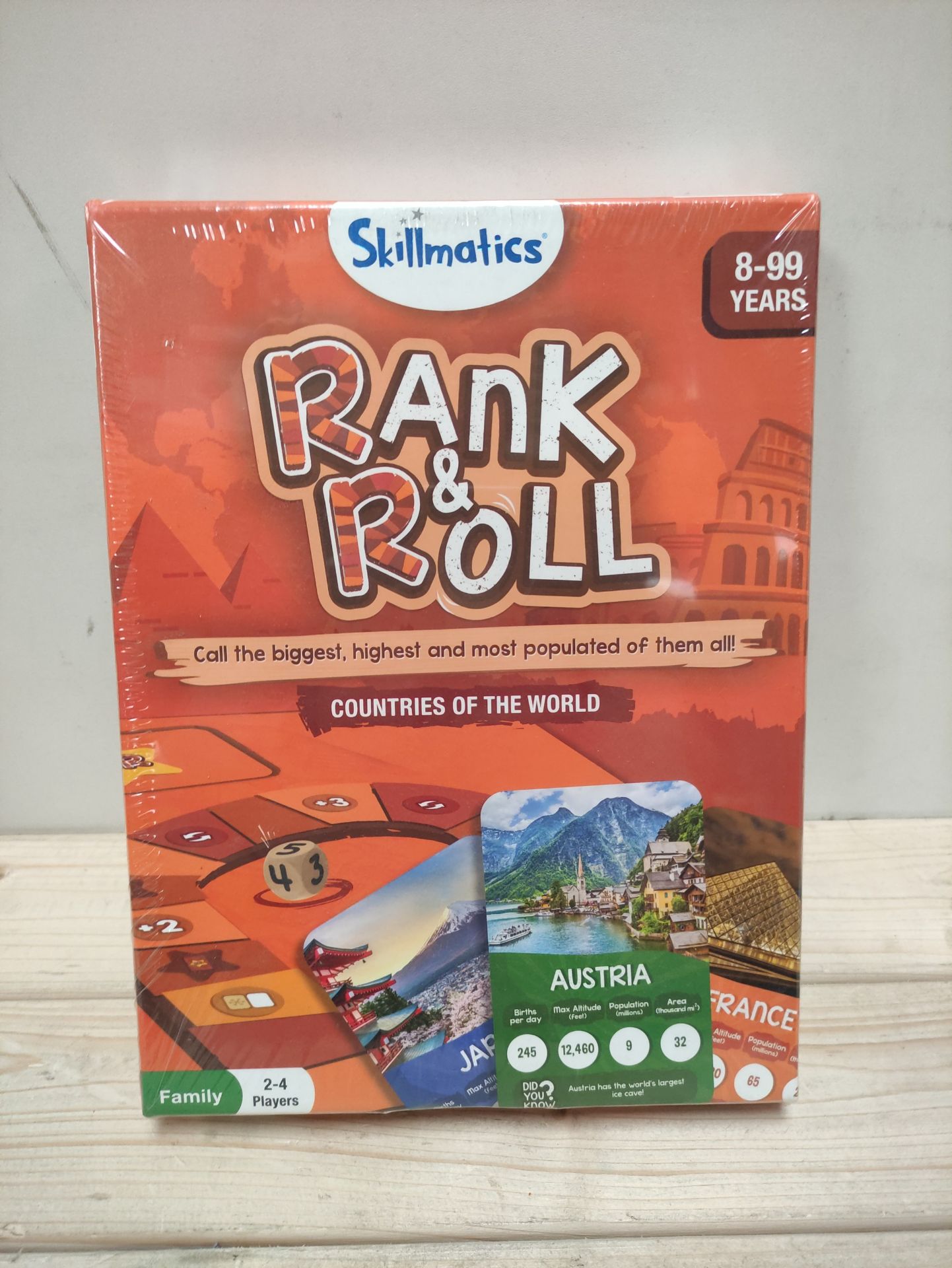 RRP £24.55 BRAND NEW STOCK Skillmatics Trump Card & Board Game - Rank & Roll Countries of The World - Image 2 of 7