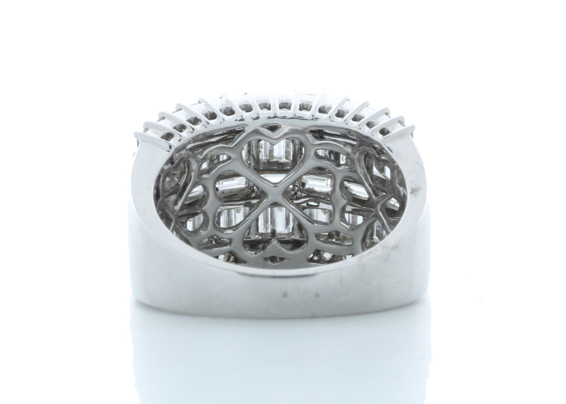 18ct White Gold Illusion Set Semi Eternity Diamond Ring 2.35 Carats - Valued By AGI £22,620.00 - A - Image 3 of 5