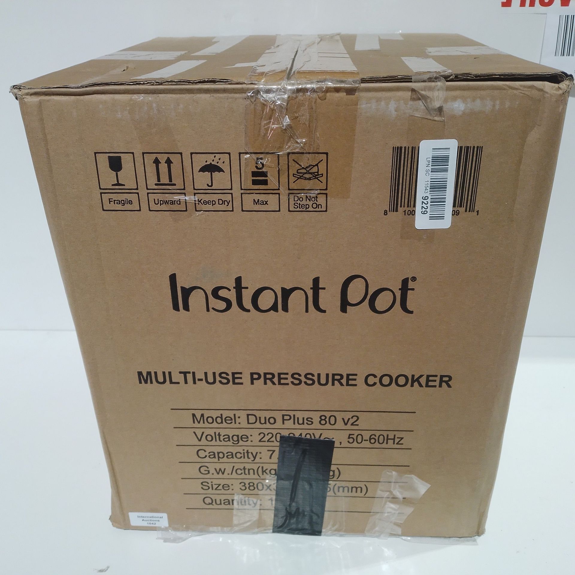 RRP £145.15 Instant Pot 9-in-1 Duo Plus 7.6L Electric Pressure Cooker. 15 Smart Programmes - Image 2 of 2