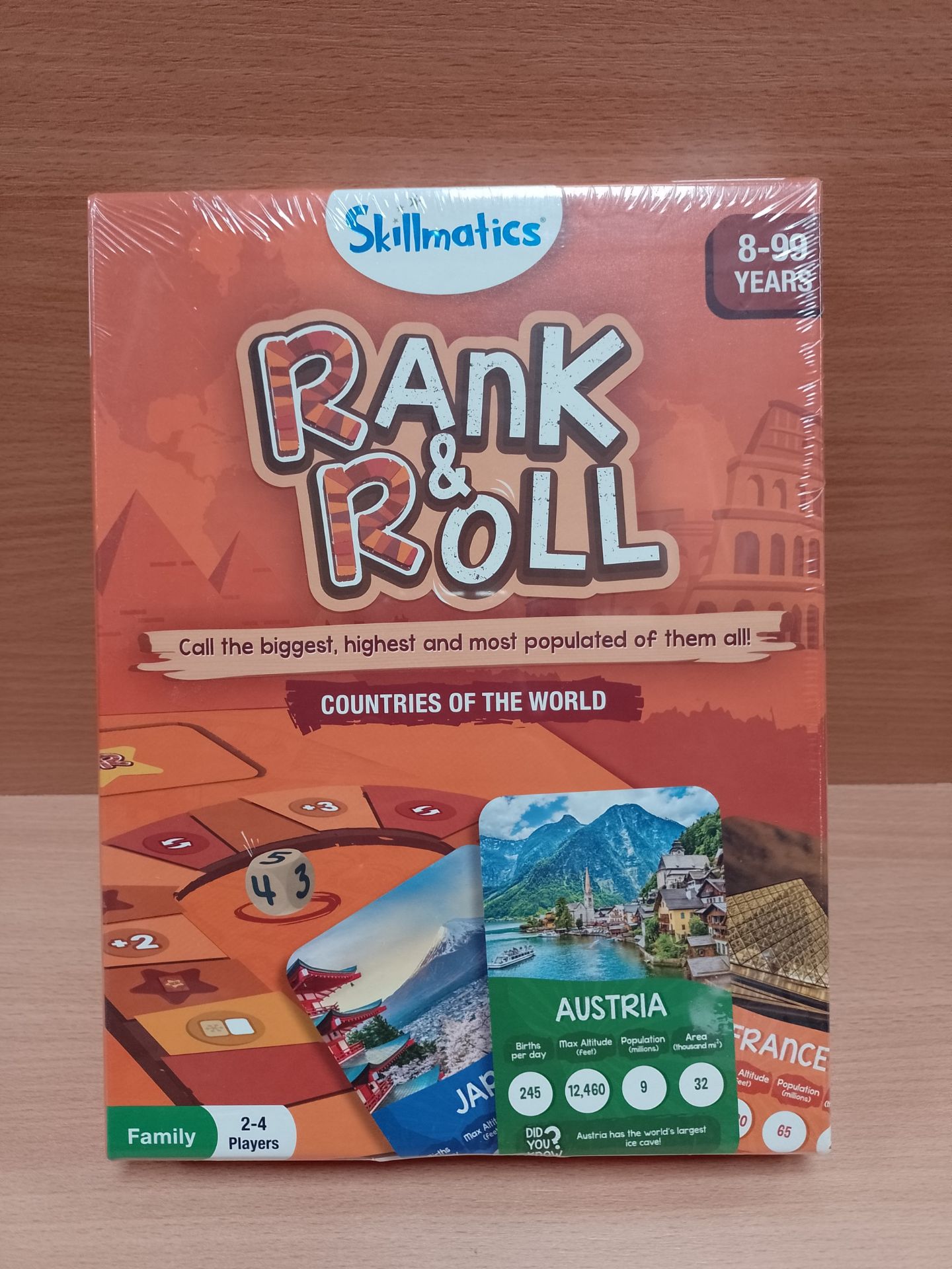 RRP £24.55 Skillmatics Trump Card & Board Game - Rank & Roll Countries of The World - Image 2 of 2