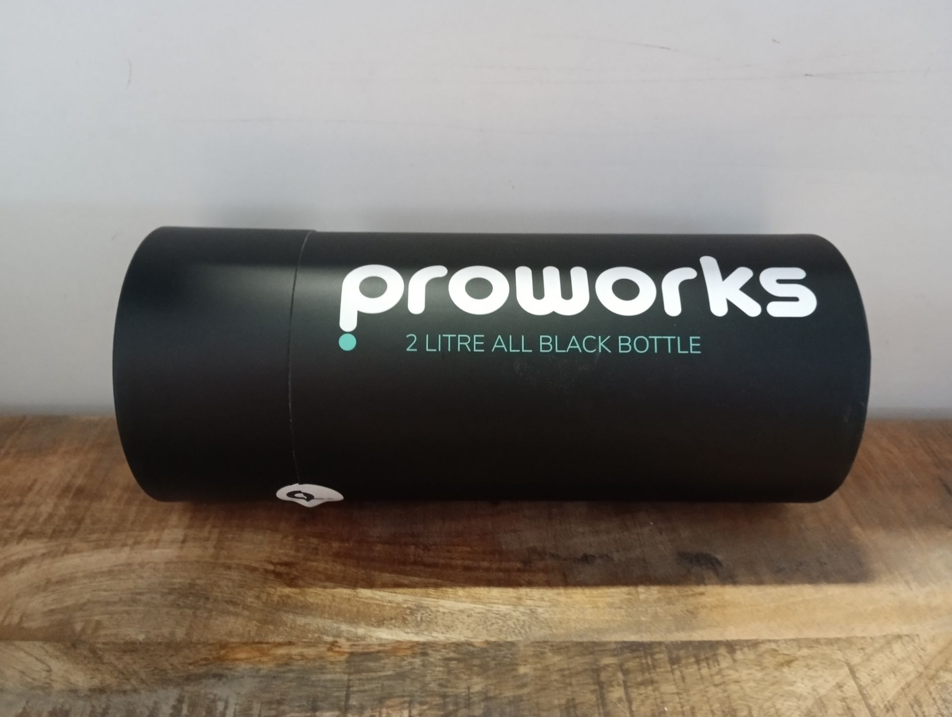 RRP £30.10 Proworks 2 Litre Water Bottle | Vacuum Insulated Stainless - Image 2 of 2