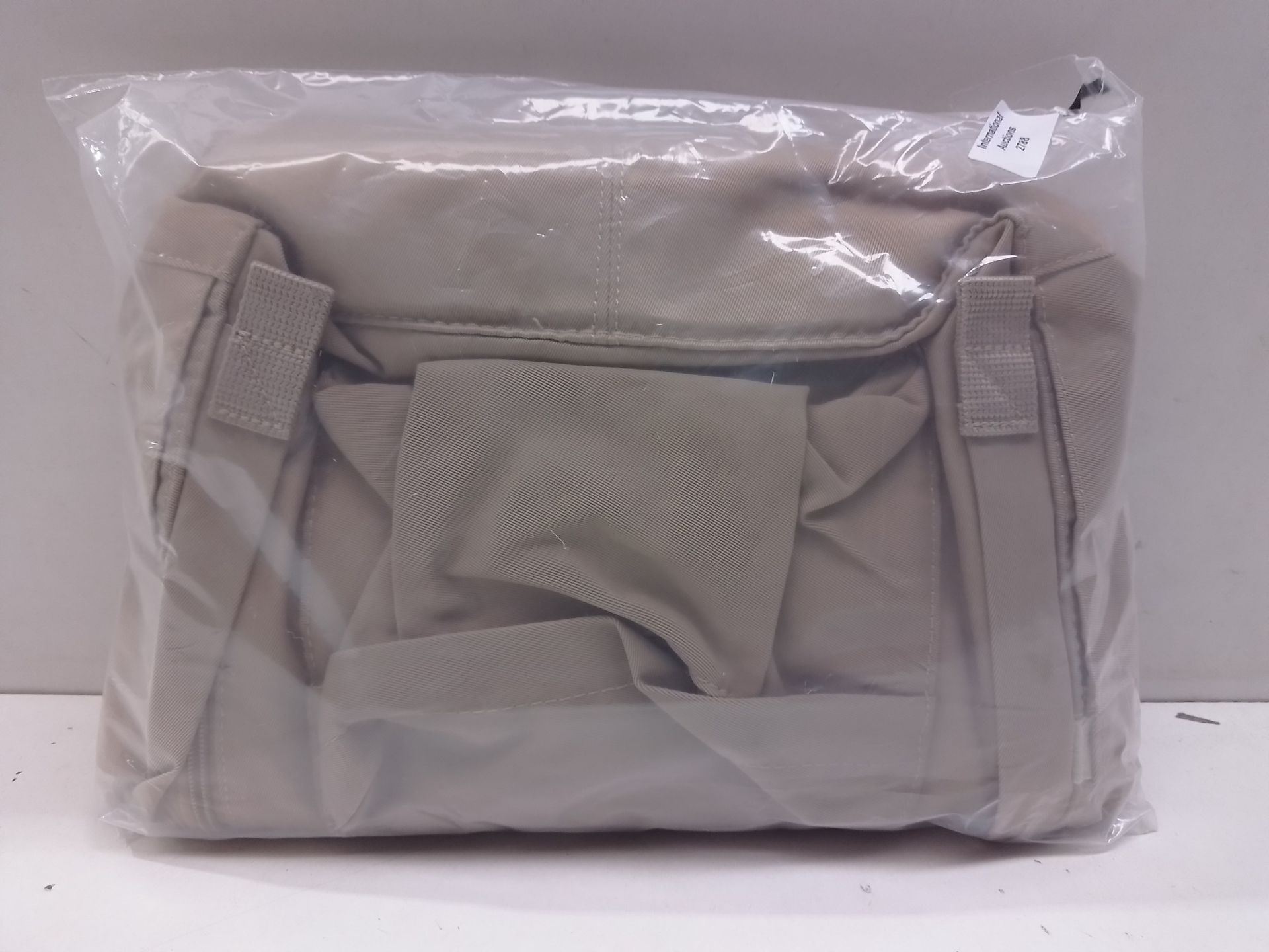 RRP £32.37 KALIDI Unisex Lightweight Backpack School Bag Water-resistant - Image 2 of 2