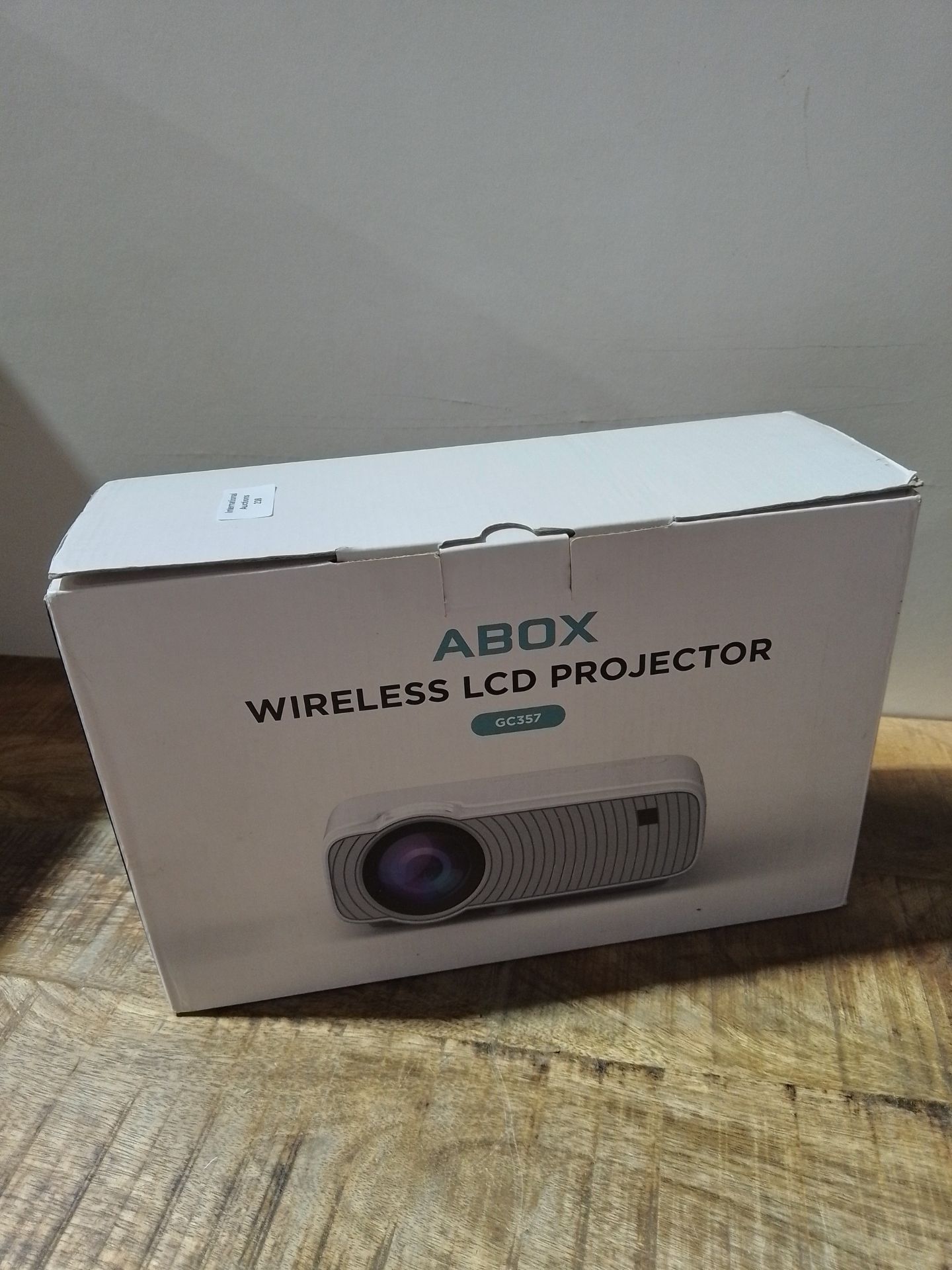 RRP £89.32 Mini WiFi Outdoor Projector - Image 2 of 2