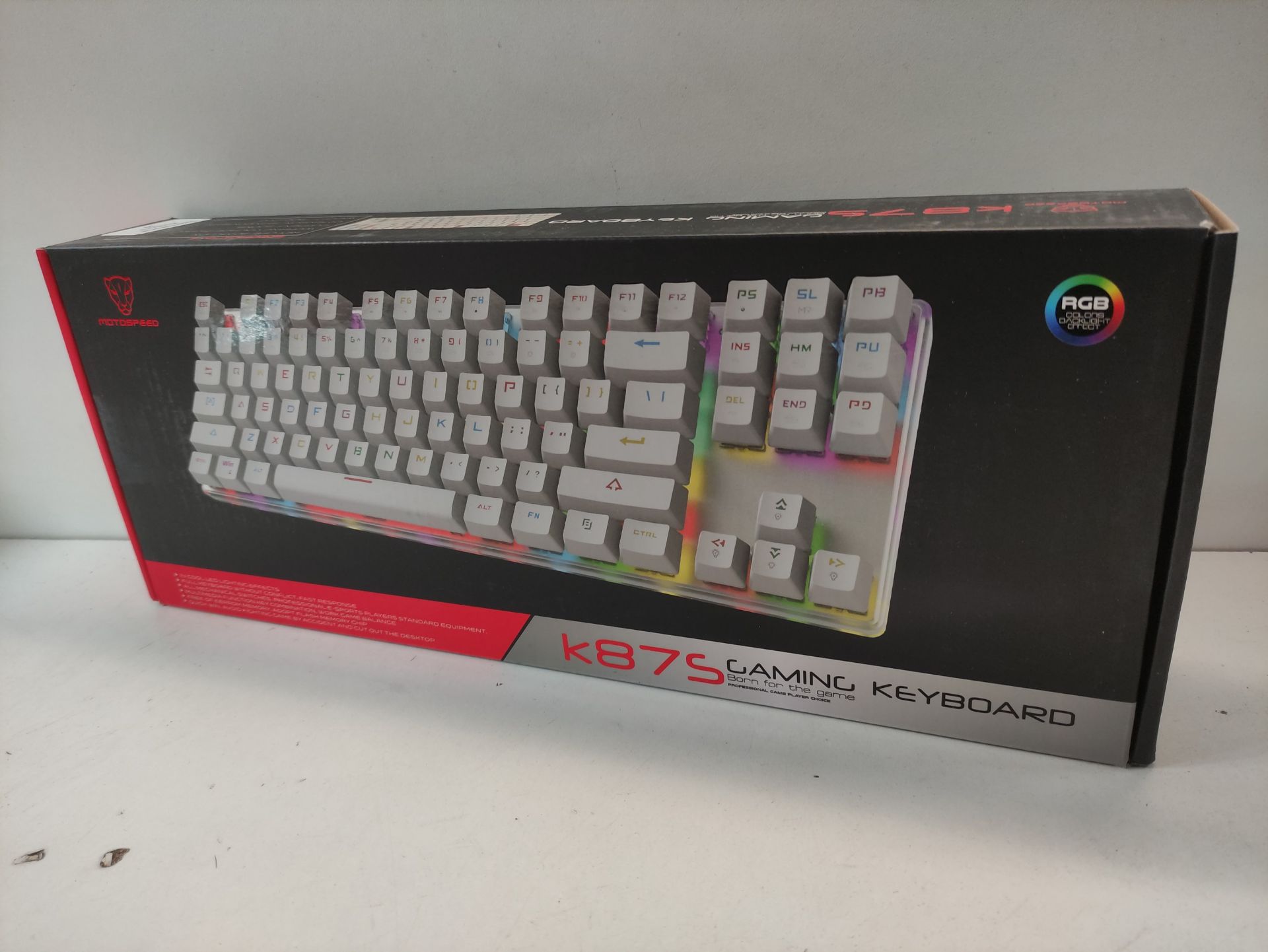 RRP £43.54 MOTOSPEED Gaming Mechanical Keyboard RGB Backlit Transparent - Image 2 of 2