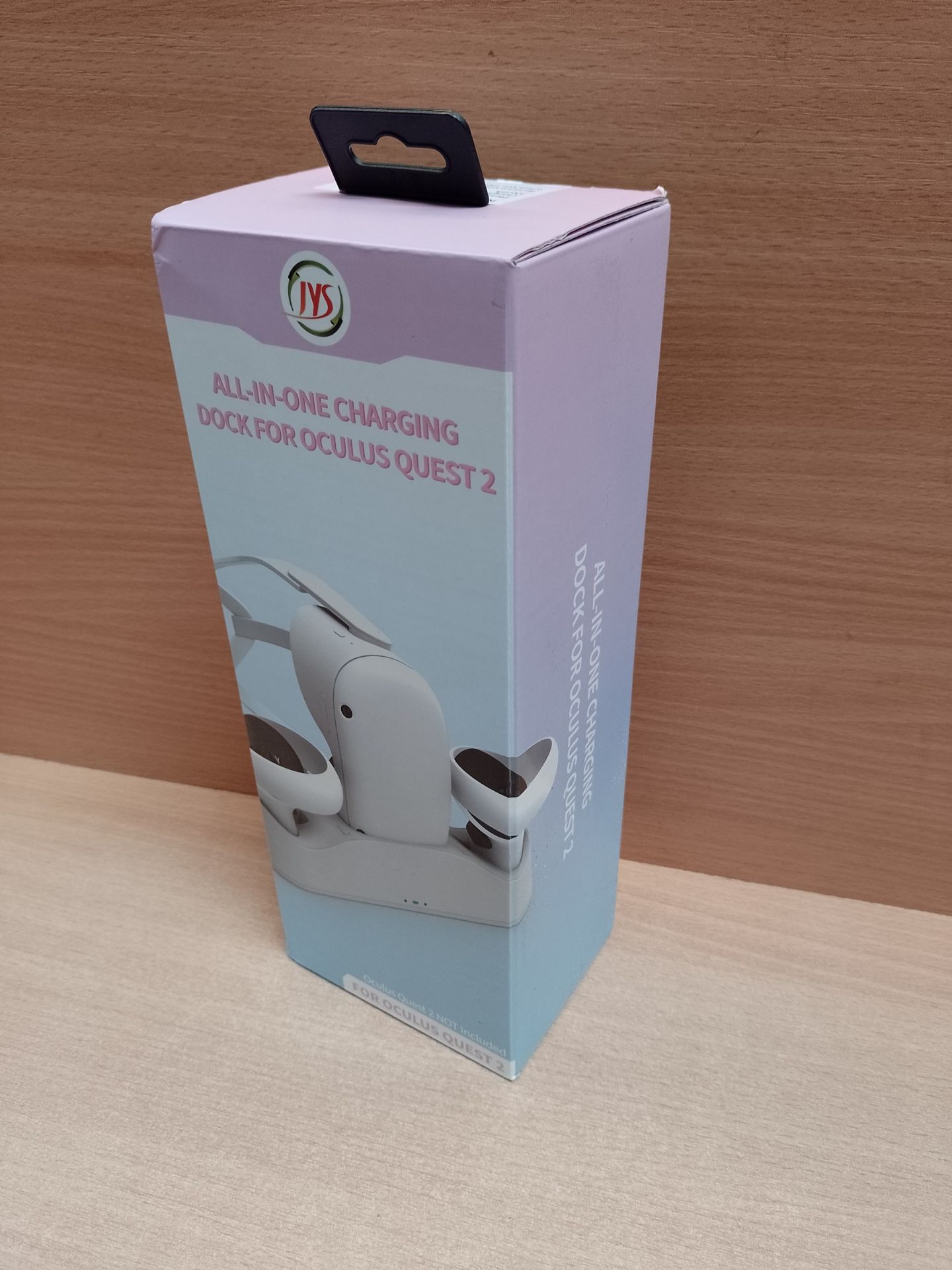 RRP £28.80 Charging Dock Set for Oculus Quest 2 - Image 2 of 2