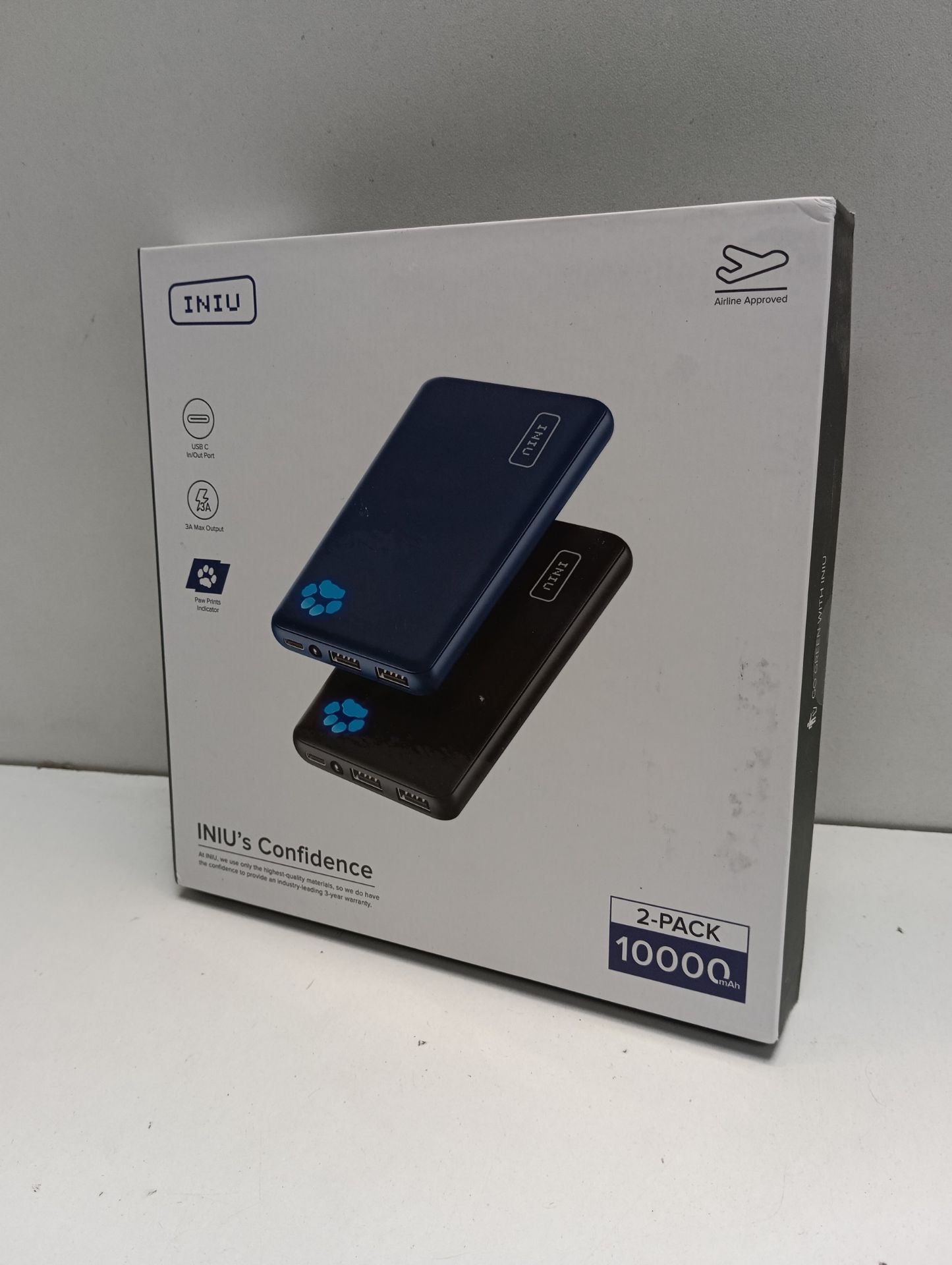 RRP £34.40 INIU Power Bank - Image 2 of 2