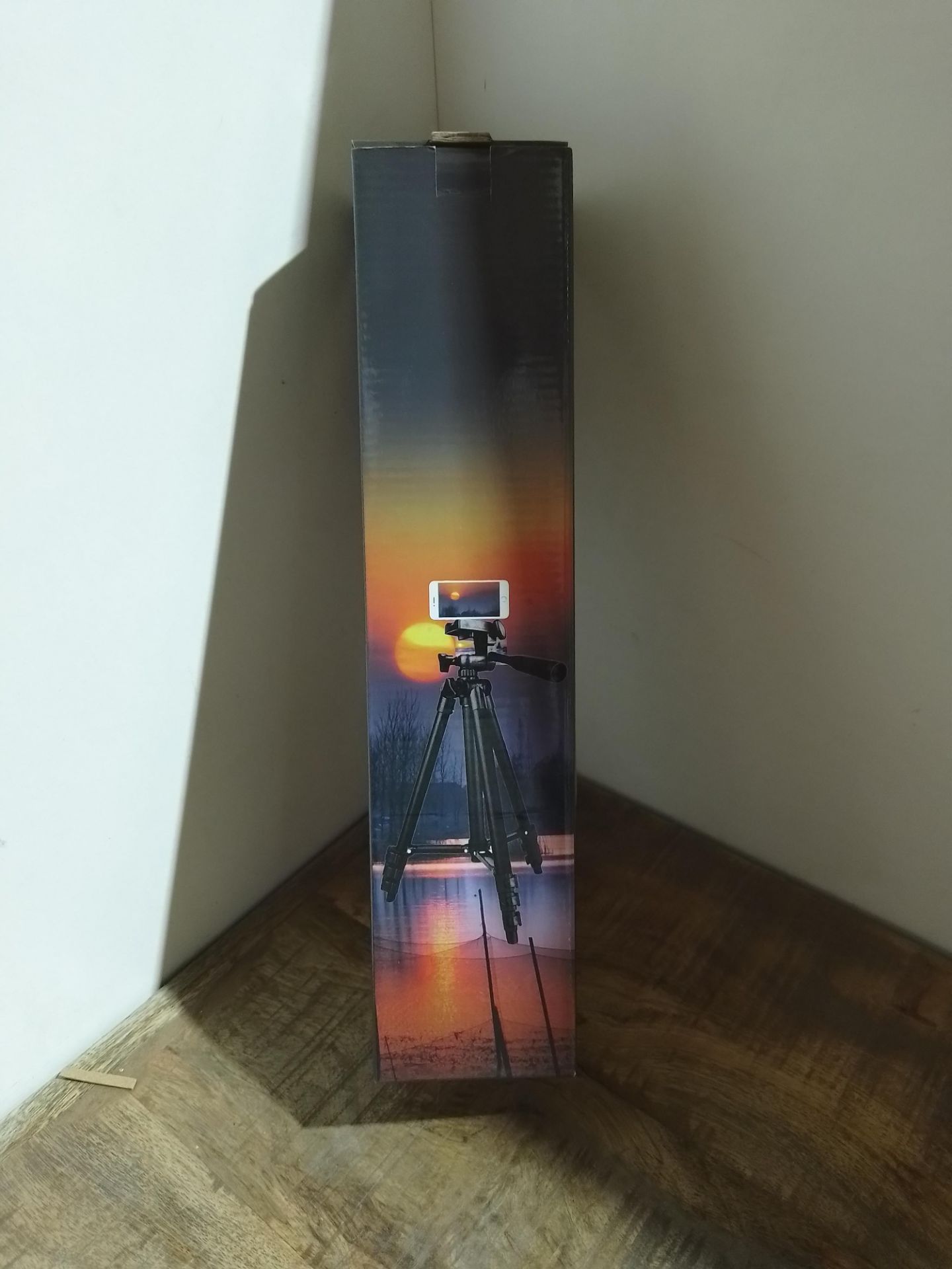 RRP £16.40 Phone Tripod EVERESTA 42 Inch Smartphone Tripod - Image 2 of 2