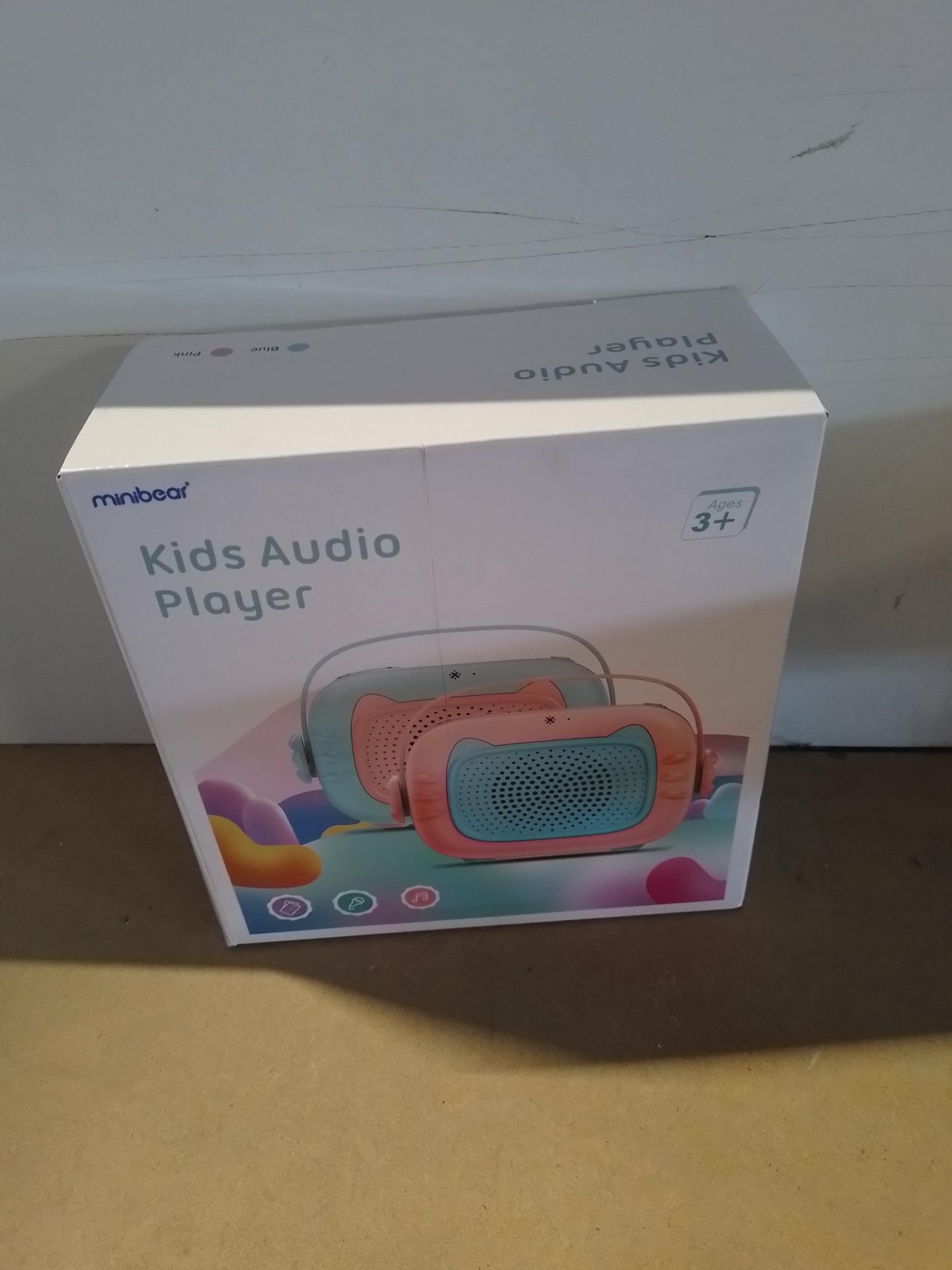 RRP £29.02 MINIBEAR Karaoke Music Player with Bluetooth - Image 2 of 3