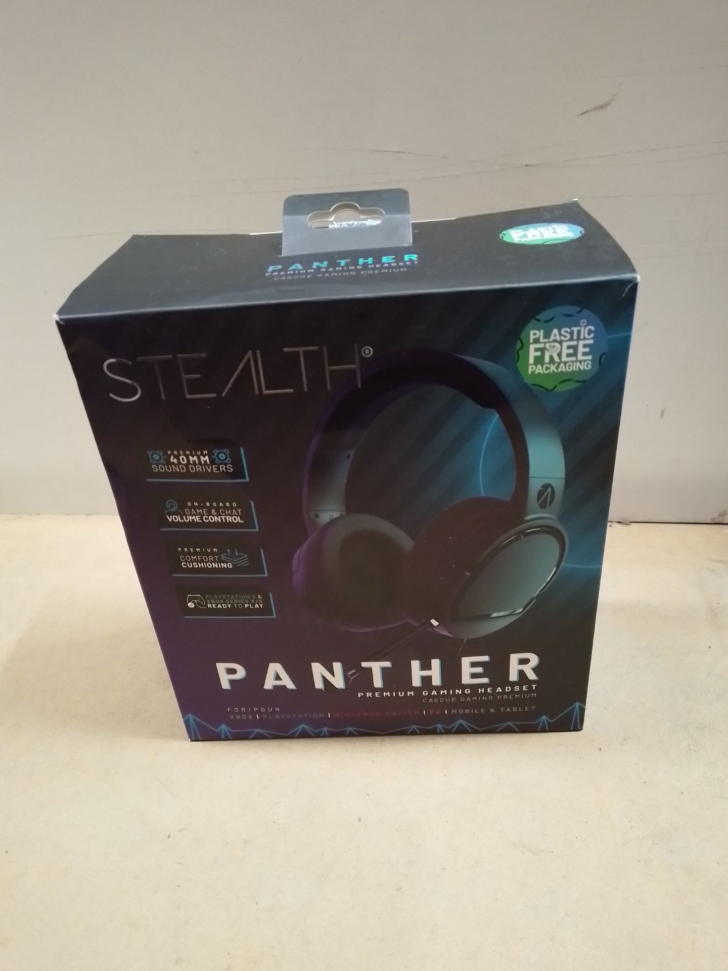 RRP £33.49 STEALTH PANTHER Black - Over Ear Gaming Headset PS4/PS5 - Image 3 of 4