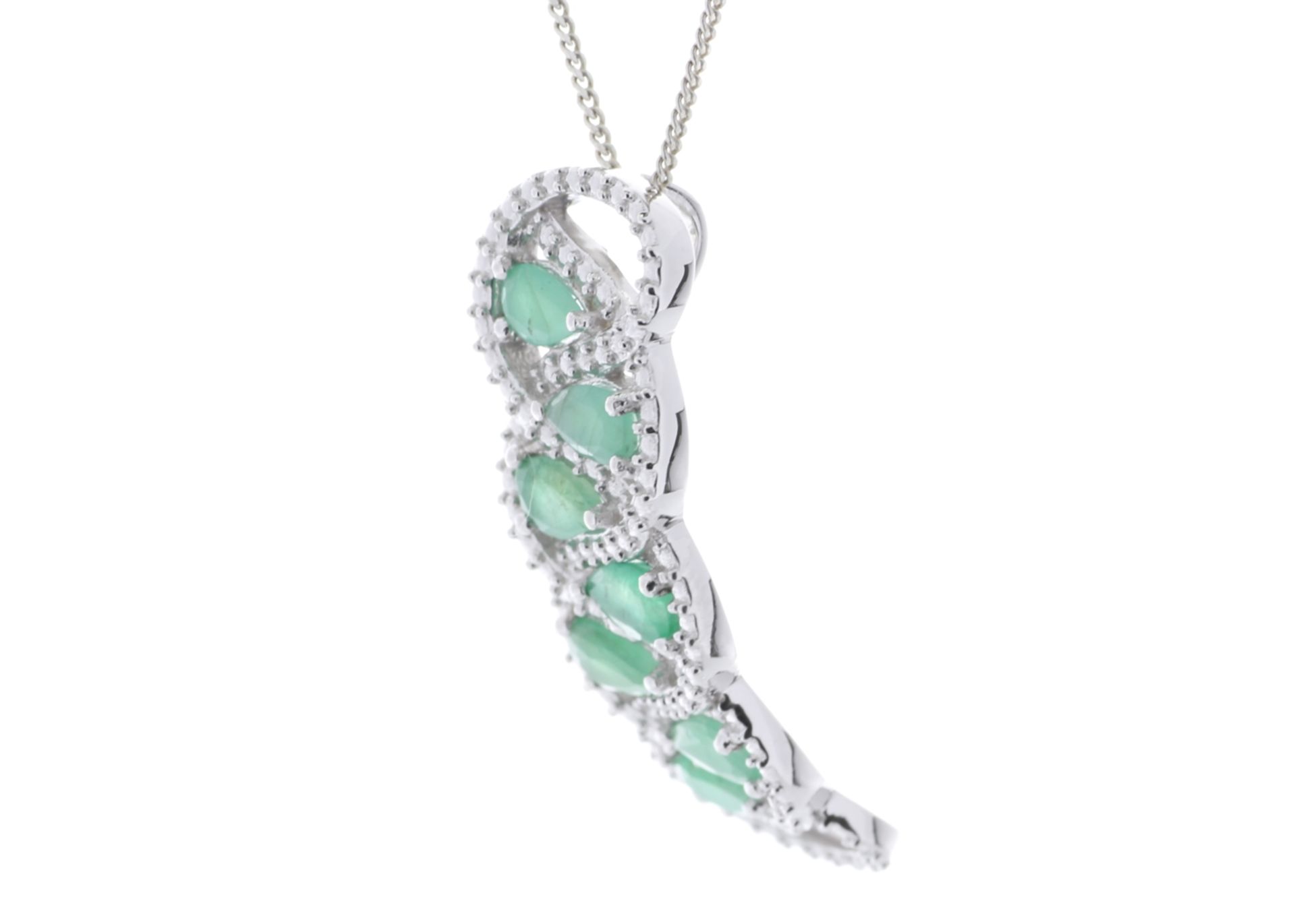 Silver Emerald Pendant - Valued By AGI £525.00 - Sterling silver emerald pendant, set with seven - Image 2 of 4