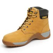 RRP £52.47 DEWALT Men's DEWBUILDWH9 Safety Boots, Yellow, 9 UK