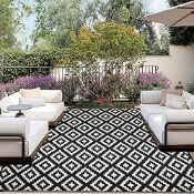 RRP £47.34 Homcomodar Portable Outdoor Rug 180x270CM Black Reversible