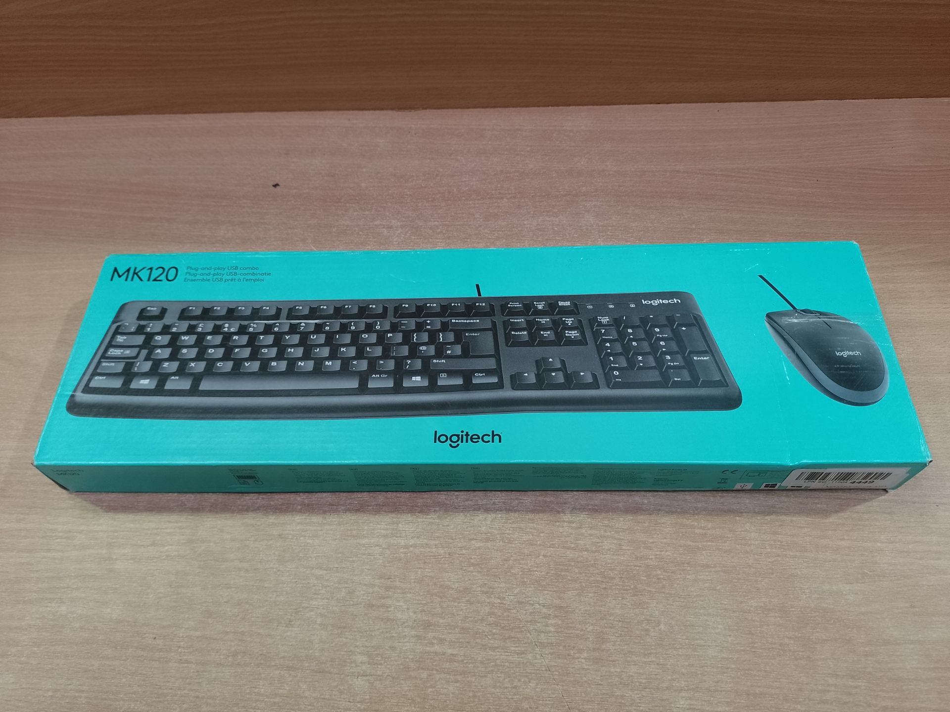 RRP £34.56 Logitech MK120 Wired Keyboard and Mouse Combo for Windows - Image 2 of 2