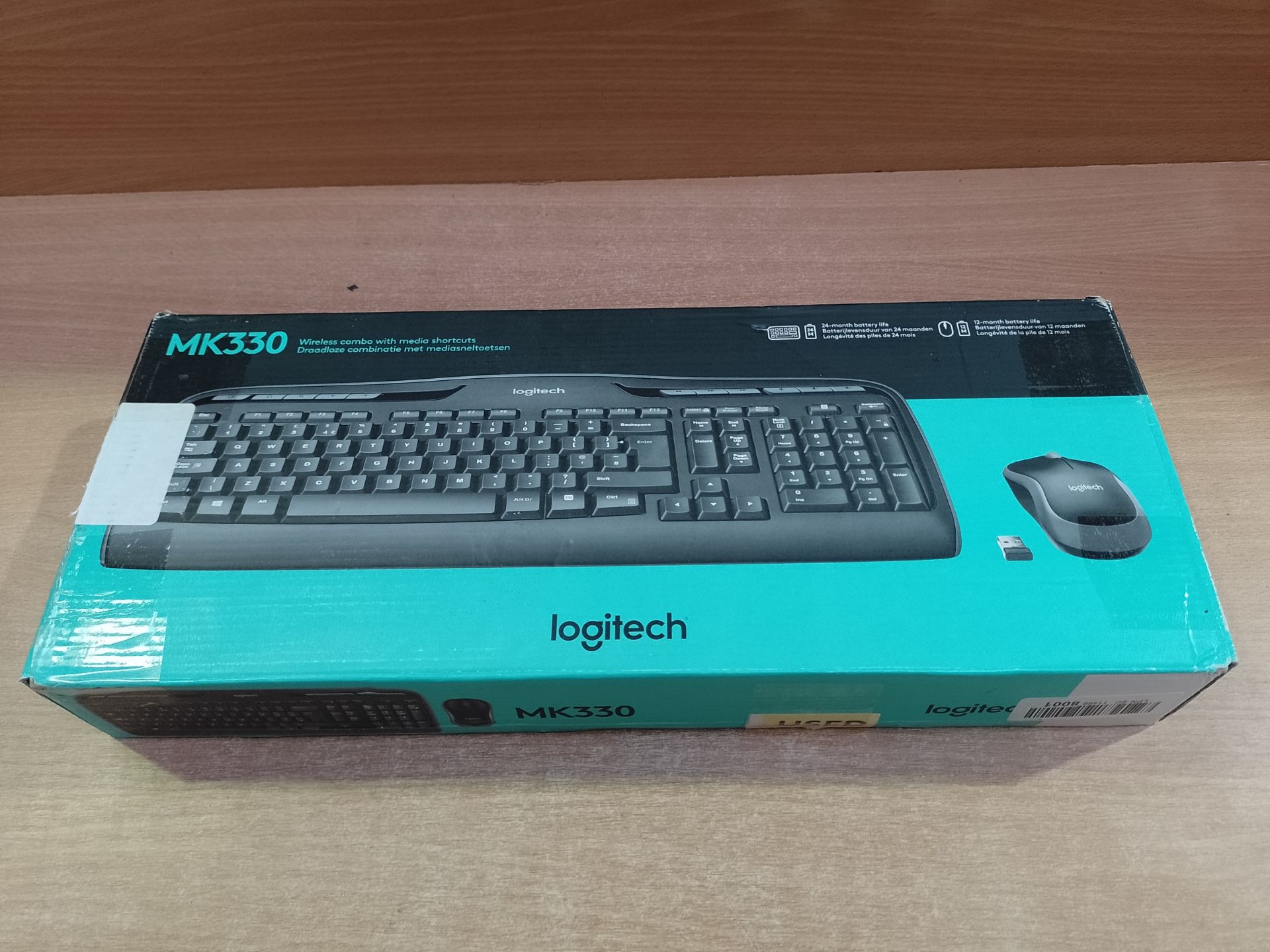 RRP £29.51 Logitech MK330 Wireless Keyboard and Mouse Combo for Windows - Image 2 of 2