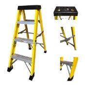 RRP £107.95 4 Tread Fibreglass Step Ladder 30000v