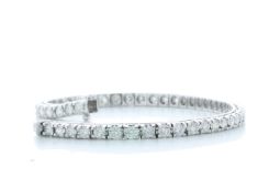 18ct White Gold Tennis Diamond Bracelet 4.47 Carats - Valued By IDI £24,985.00 - Fifty round