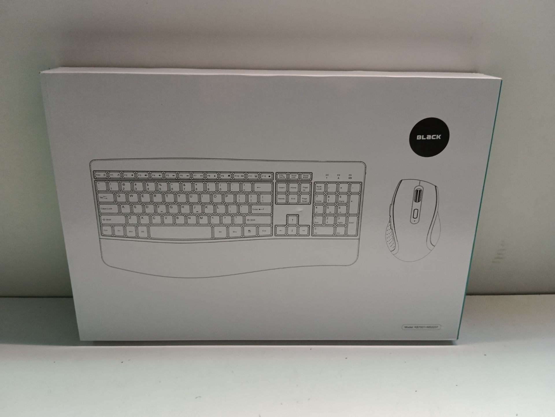 RRP £44.65 Wireless Keyboard and Mouse Set Ergonomic - Image 2 of 2