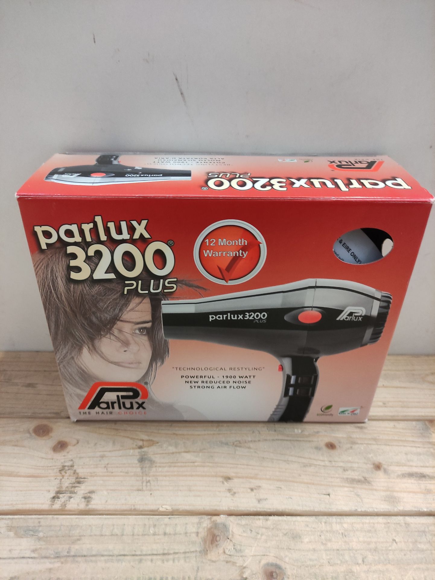 RRP £133.95 Parlux 3200 Plus Hair Dryer in Black. Lightweight Compact - Image 2 of 2