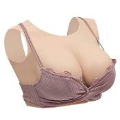 RRP £91.56 KUMIHO Silicone Breastplate Realitic Breastform Round