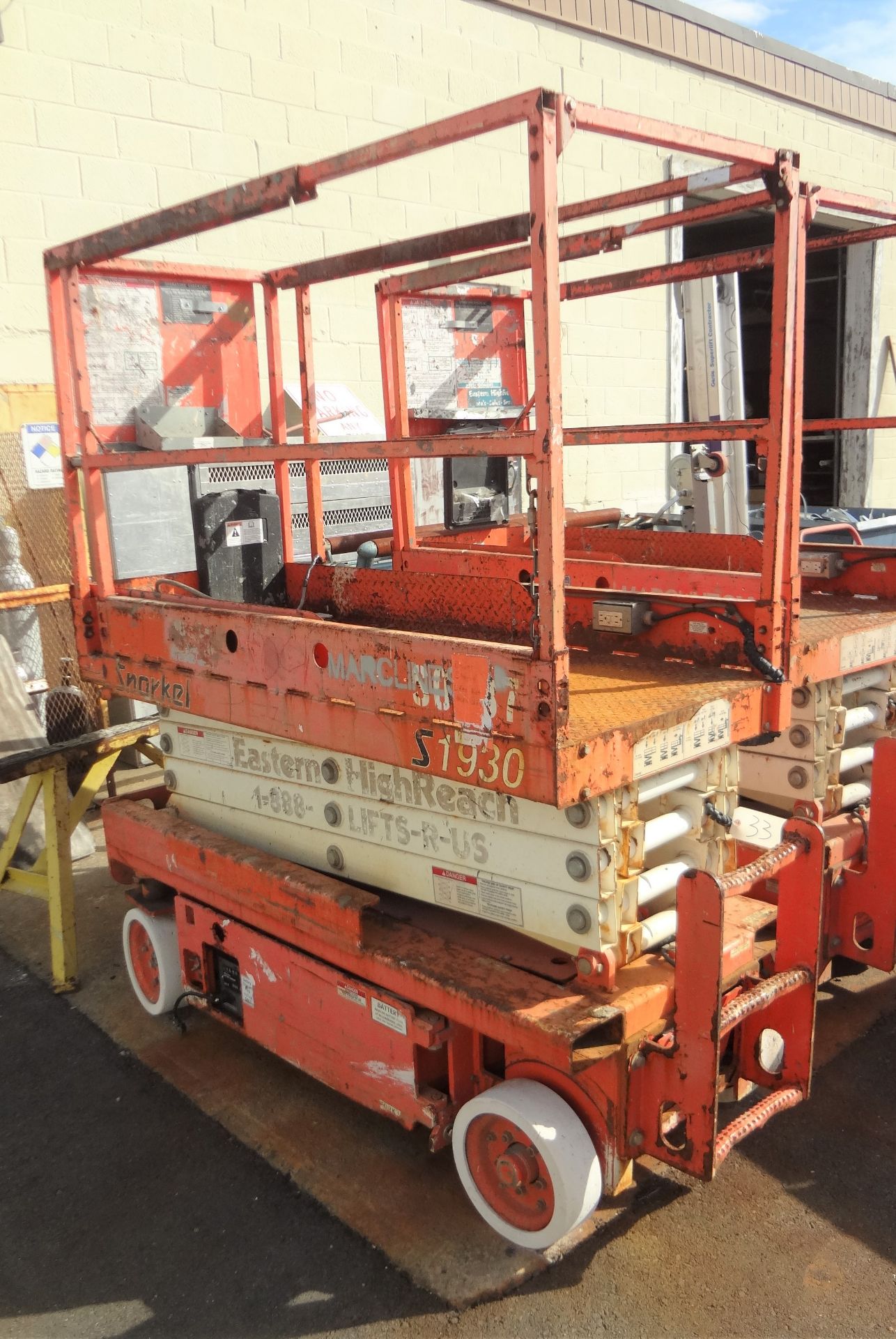 Snorkel S1930 Electric Scissor Lift - Image 2 of 7