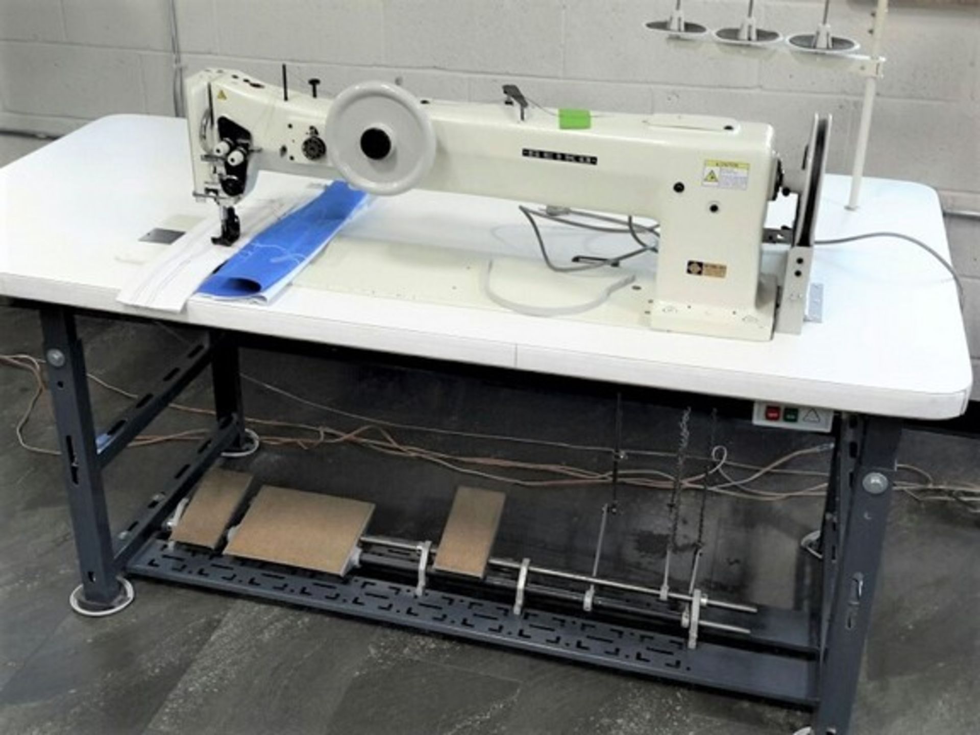 Seiko Lockstitch Sewing Machine - Image 2 of 14