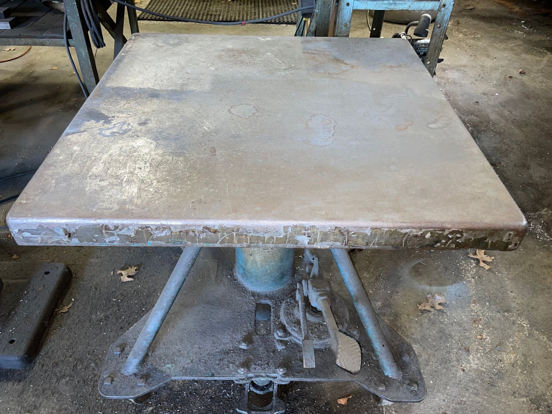 Portable Die Lift Table - Image 3 of 3
