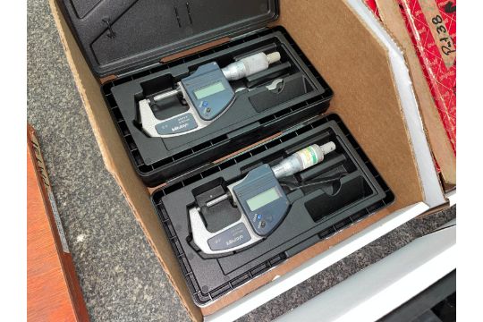 Lot with (2) Mitutoyo 0" - 1" Digital Micrometers - Image 1 of 3