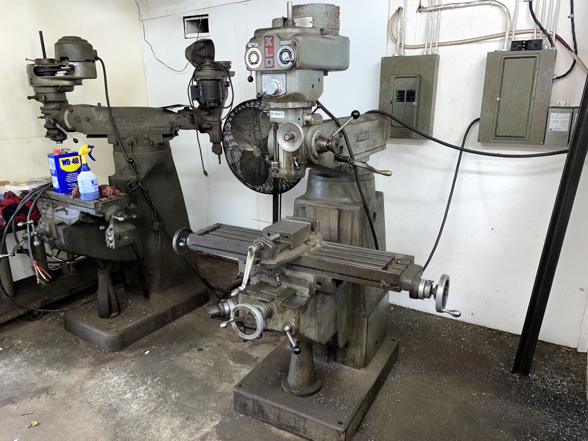 Ex-Cell-O Vertical Knee Type Milling Machine - Image 2 of 7