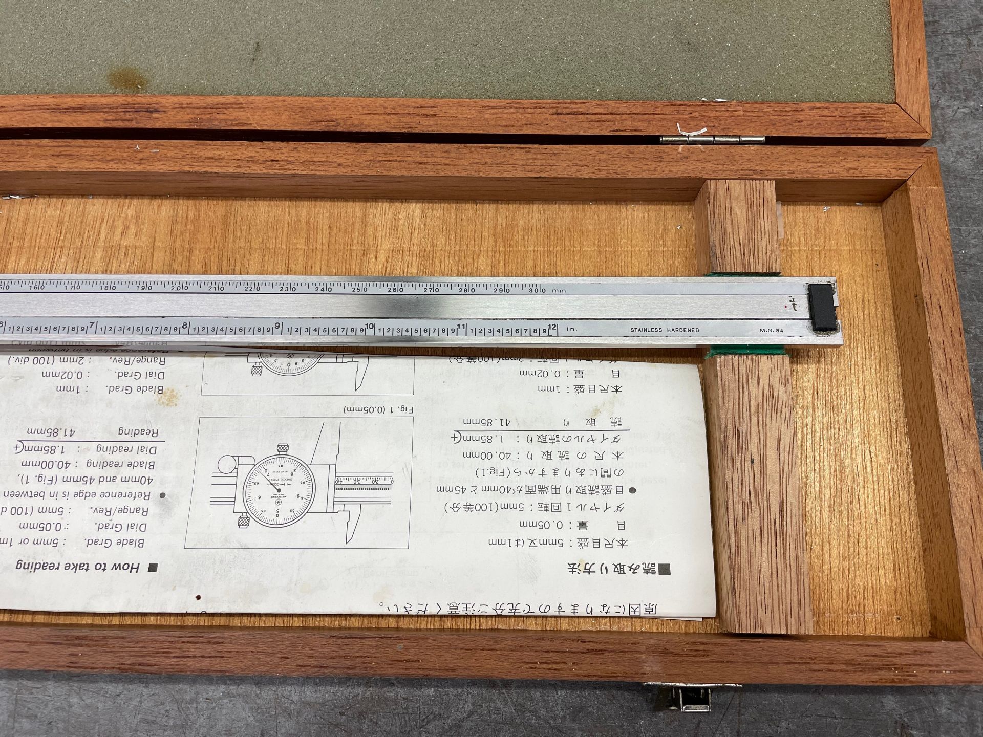 Mitutoyo 12" Dial Vernier - Image 4 of 5