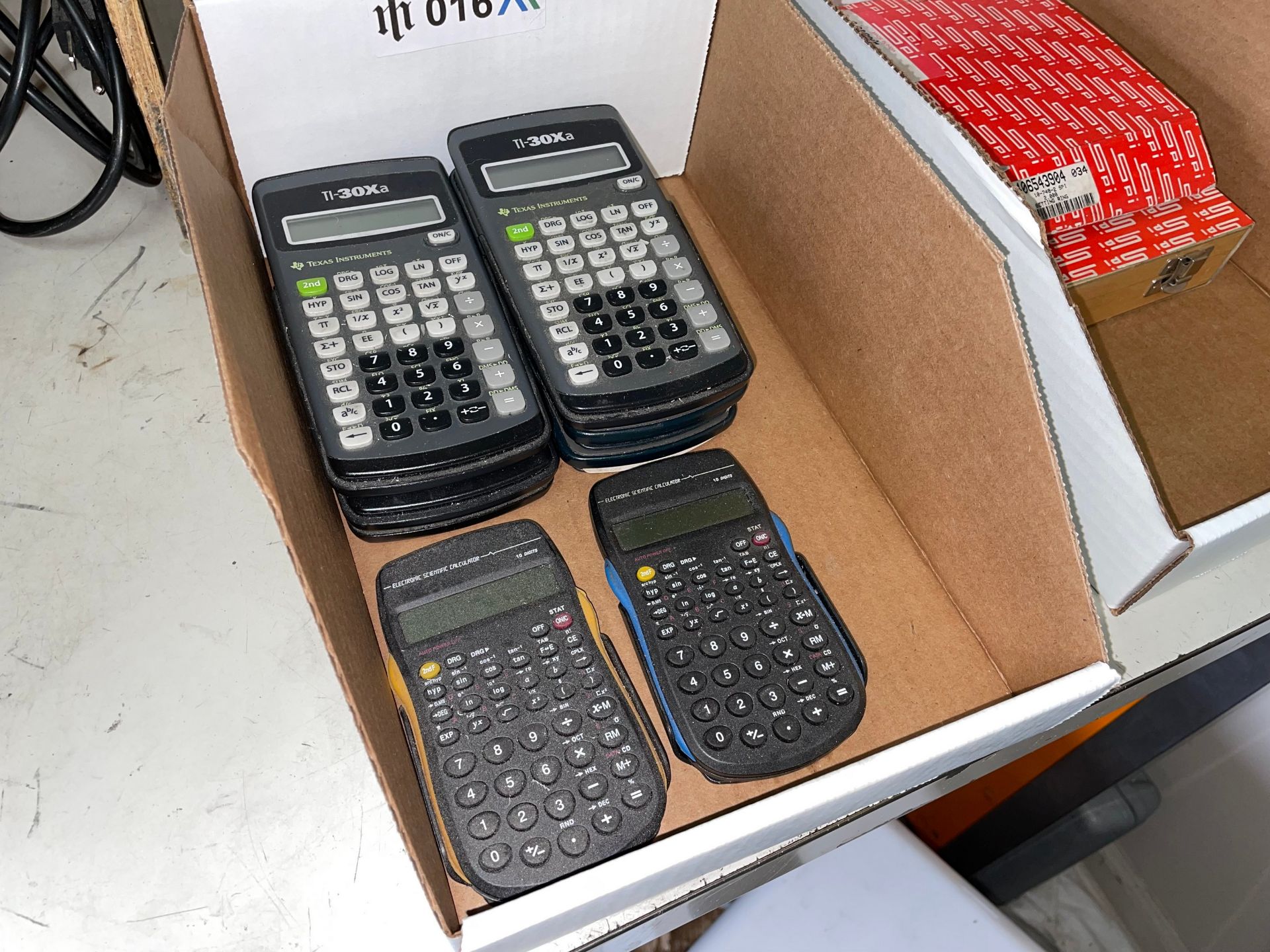 Lot with Various Calculators - Image 2 of 3